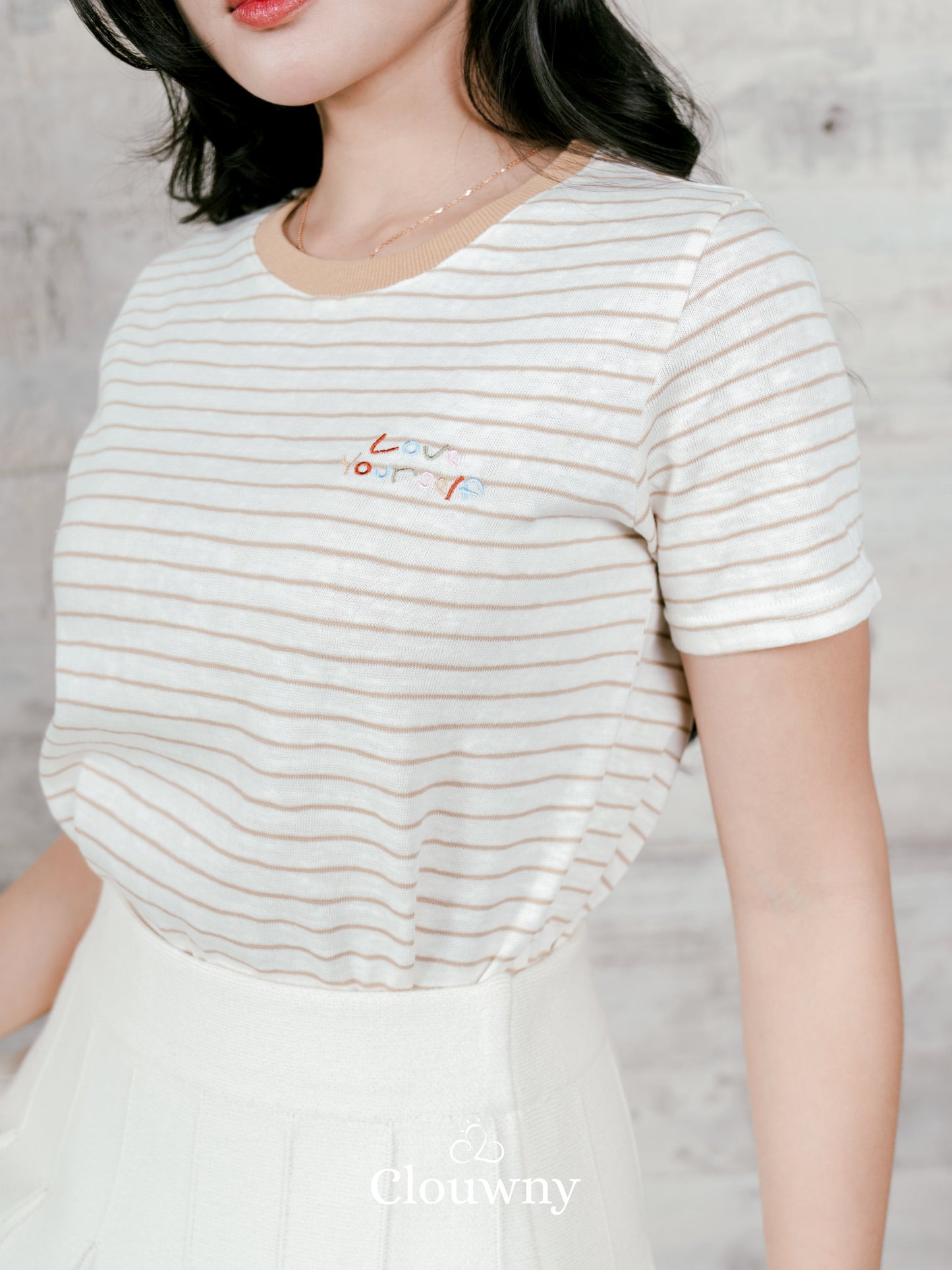Love Stripes Tshirt - Khaki