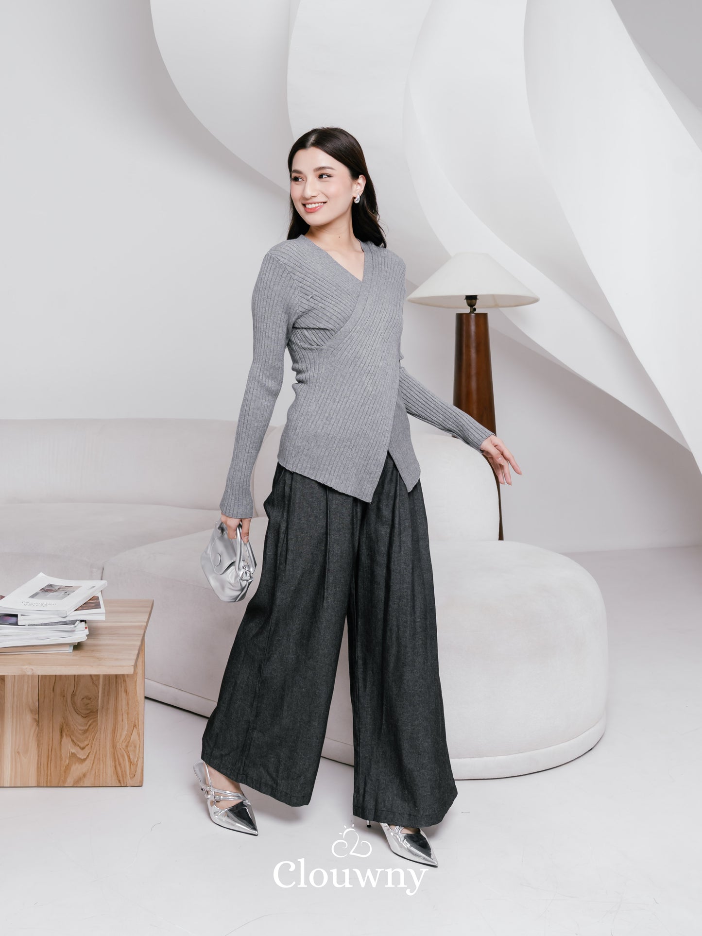 Viera Vneck Knit Longsleeve - Grey