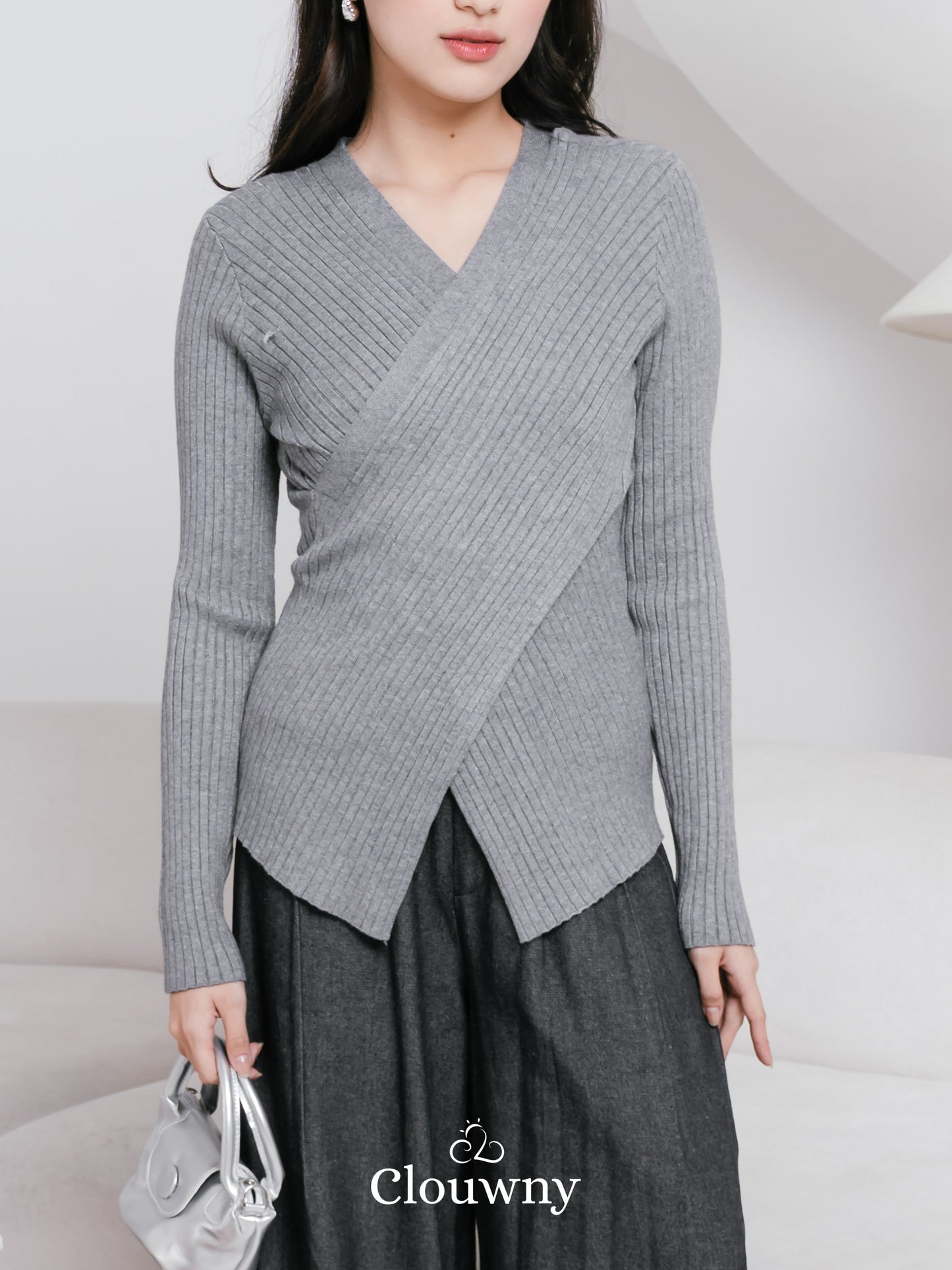 Viera Vneck Knit Longsleeve - Grey