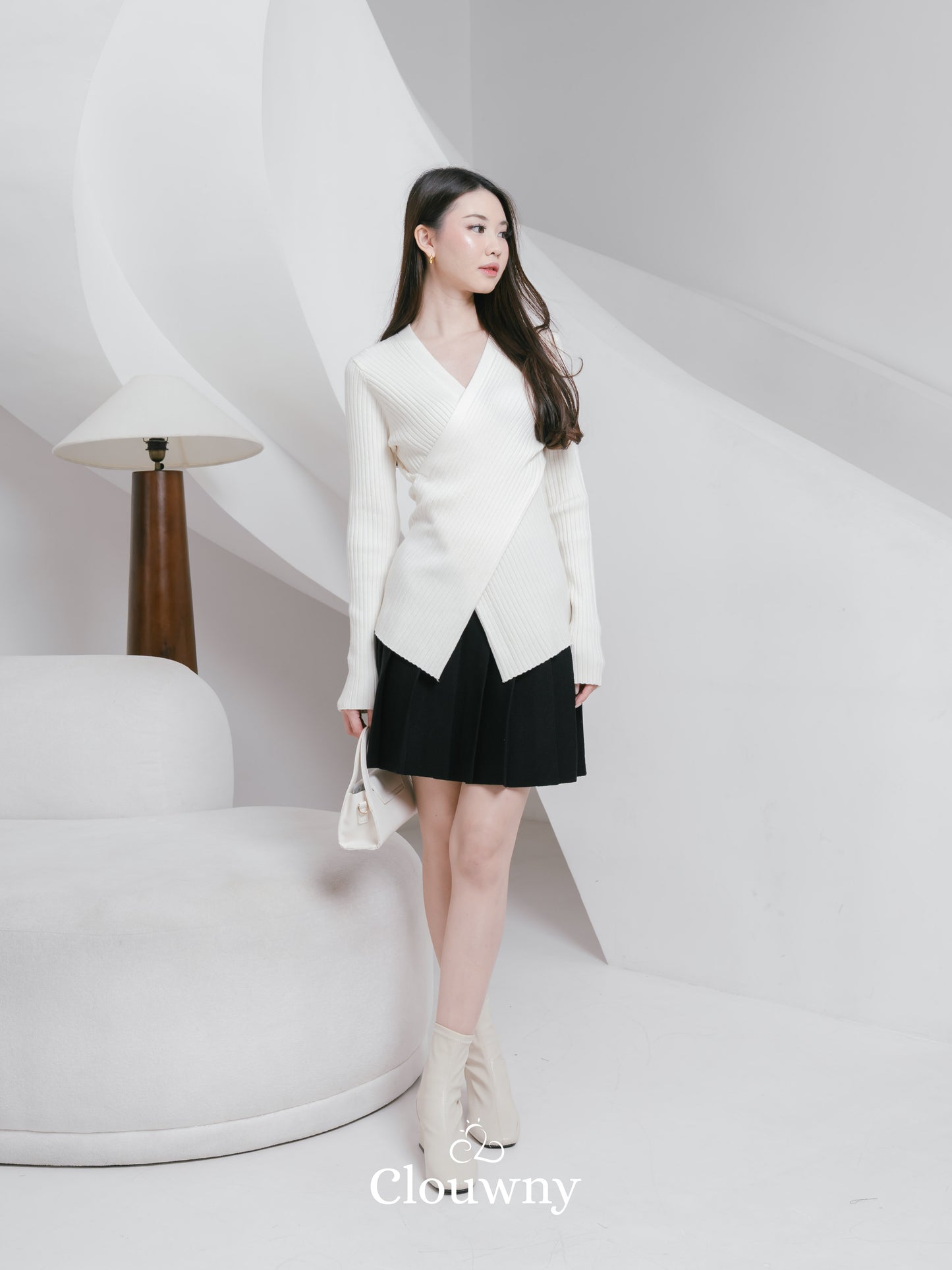Viera Vneck Knit Longsleeve - Broken White