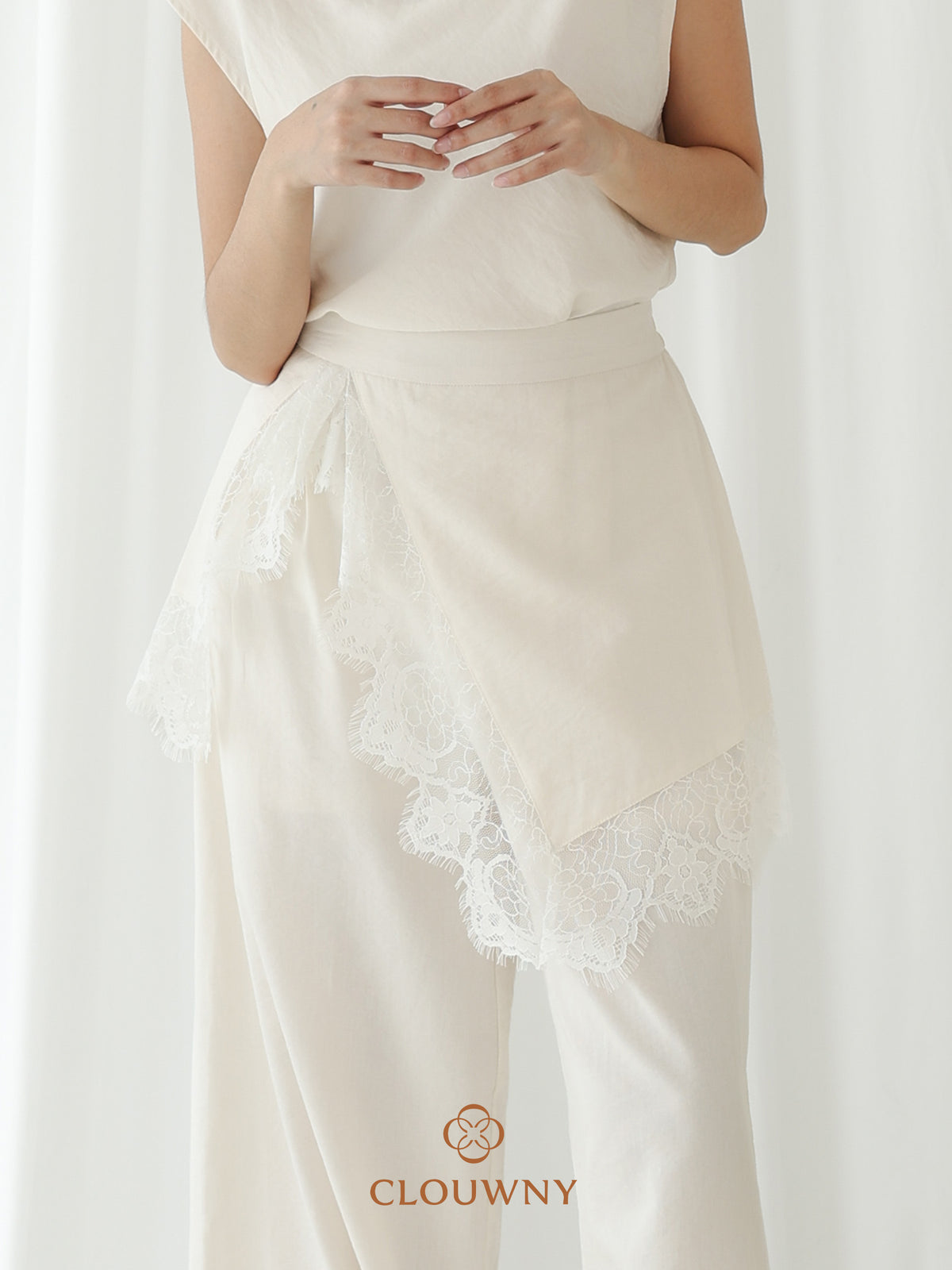 Mercy Lace Cullotes Pants - Broken White