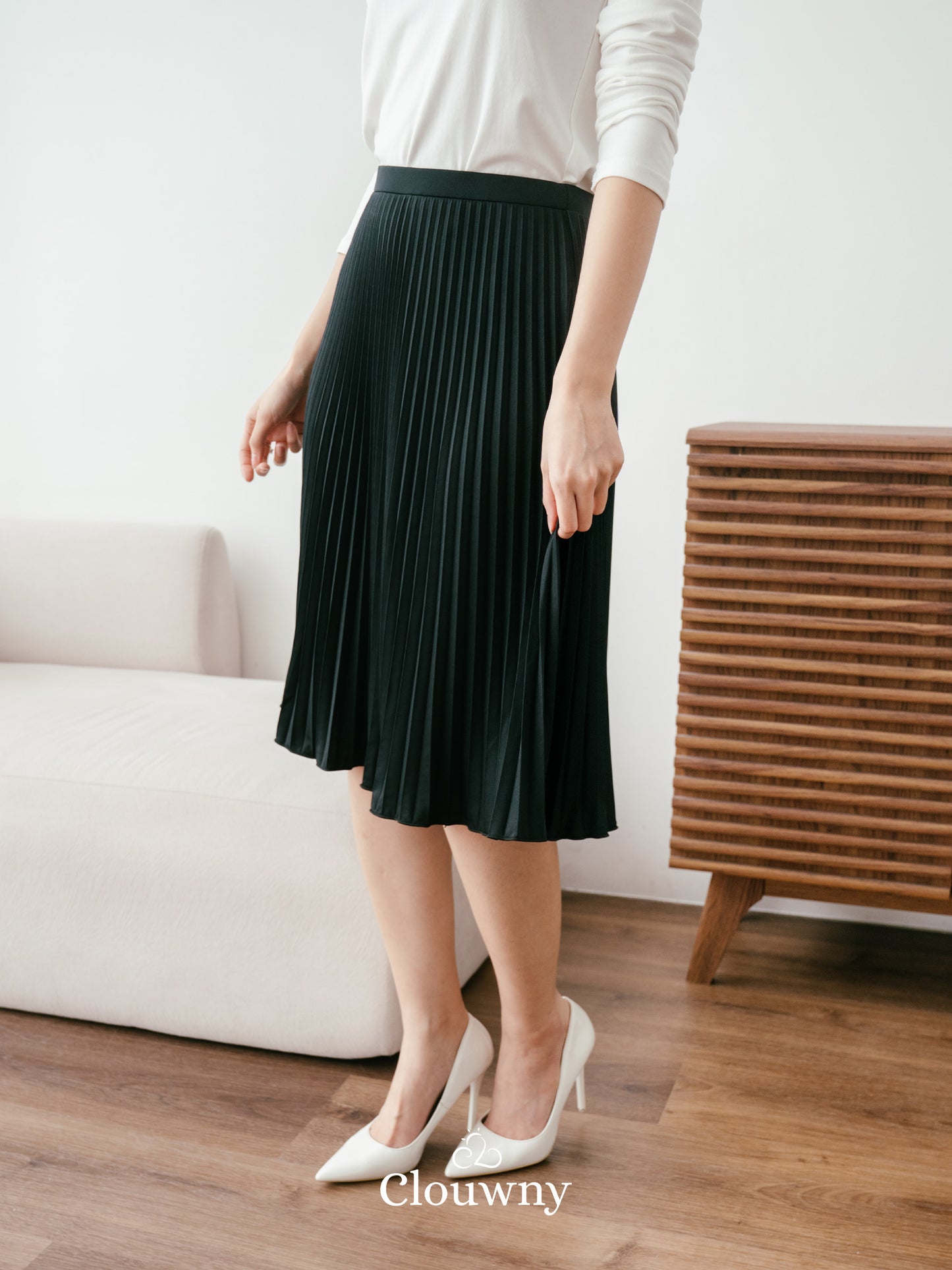 Vamos Midi Pleats Skirt - Black