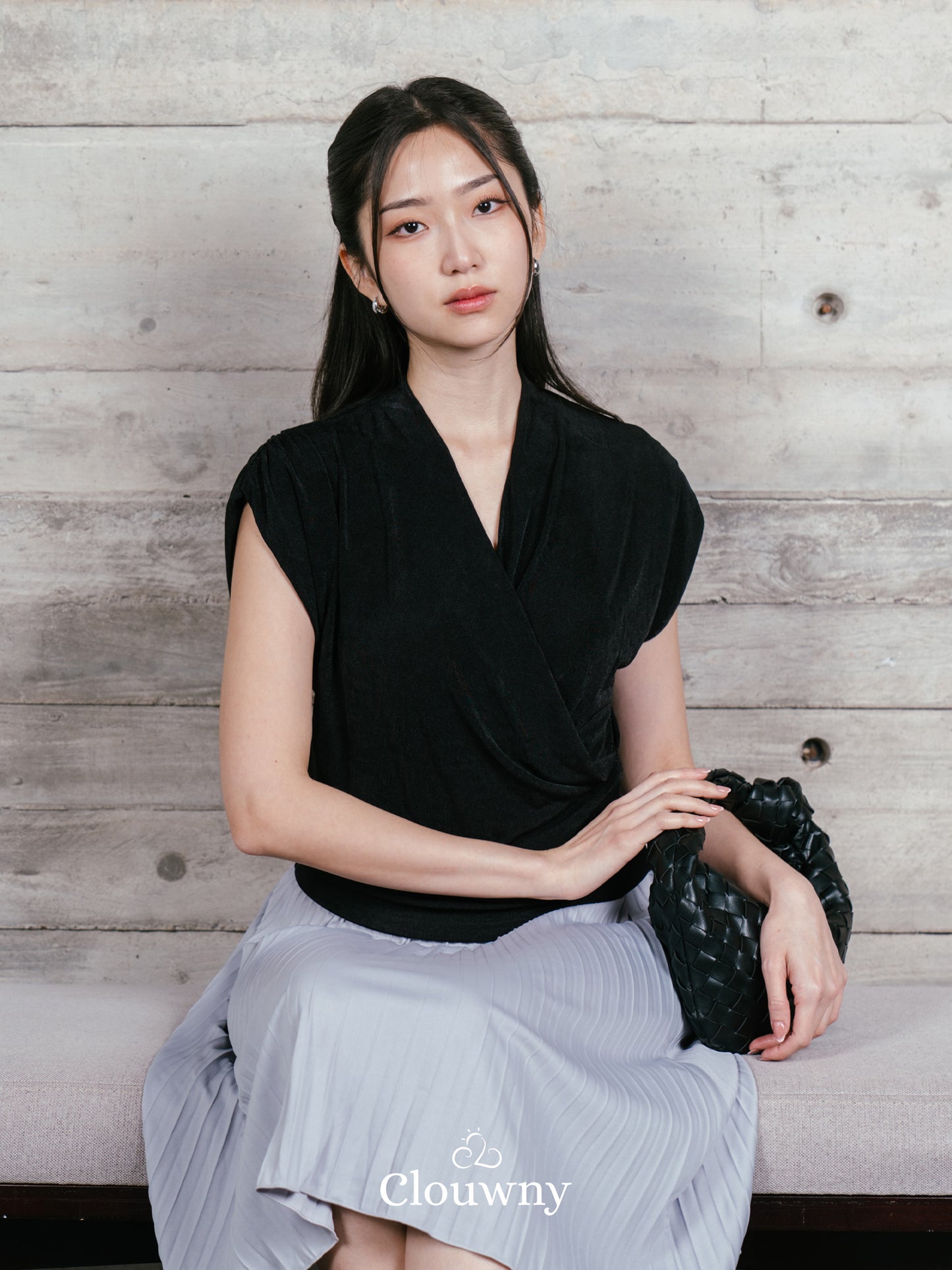 Gemi Vneck Knit Top - Black