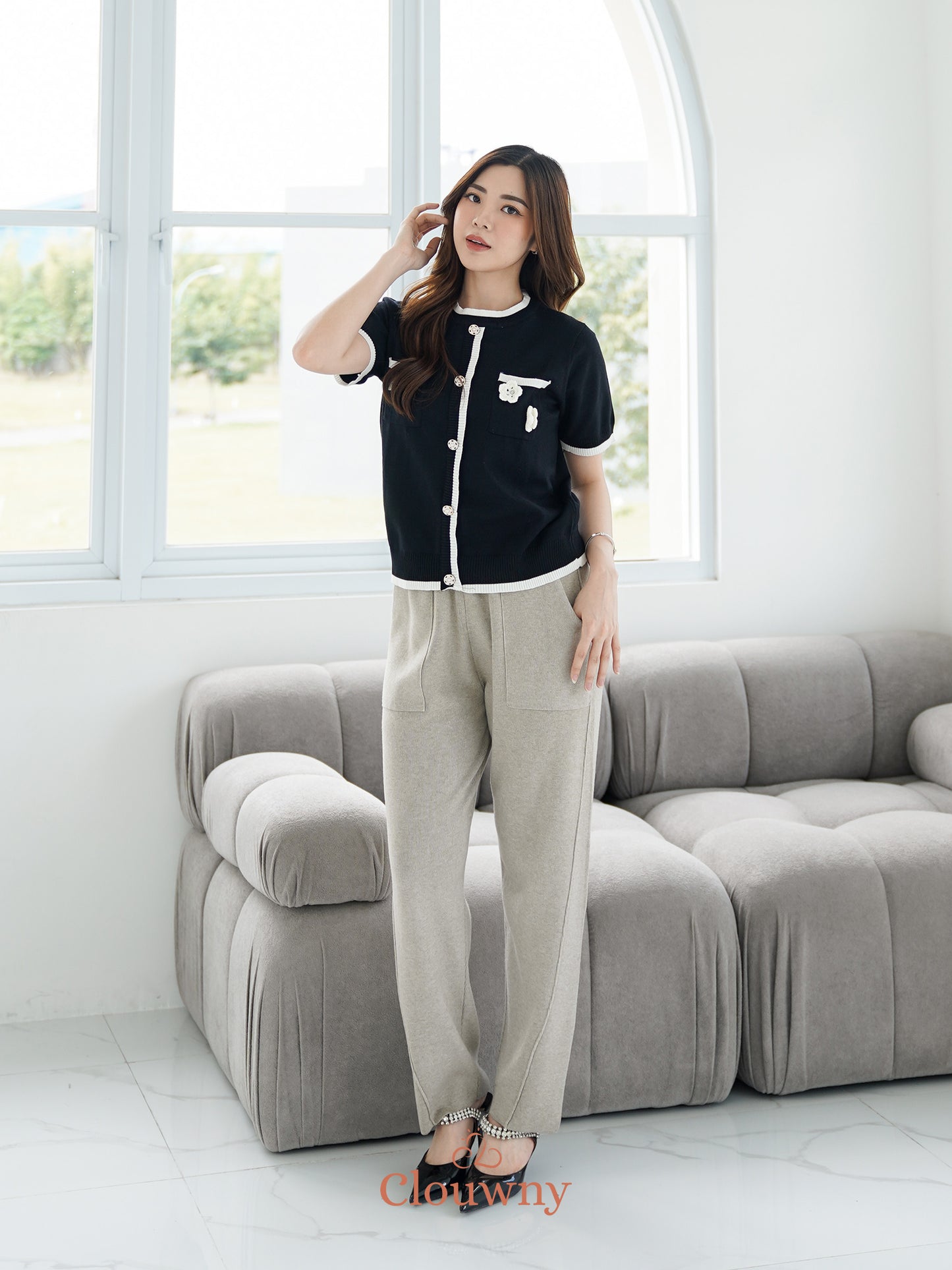 Bless Flower Top - Black