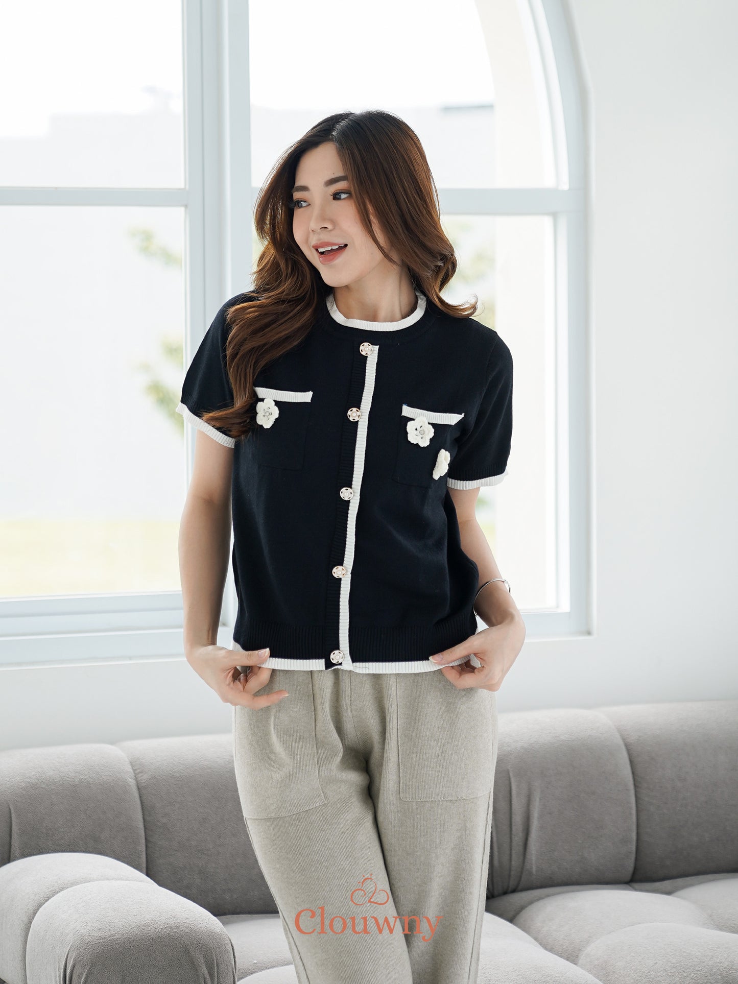 Bless Flower Top - Black