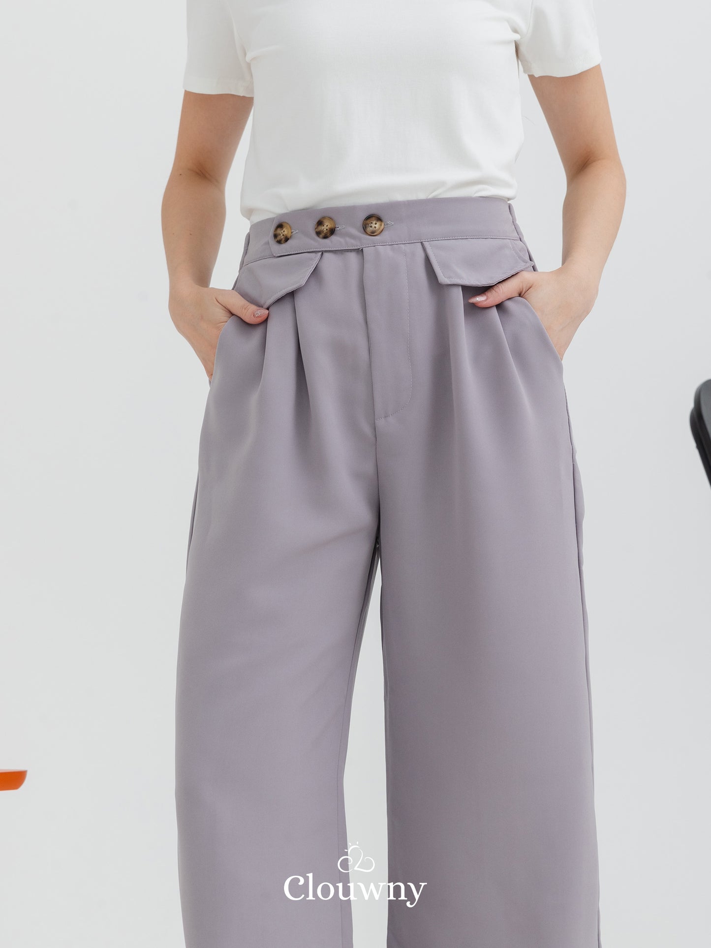 Quin Three Button Pants - Light Grey