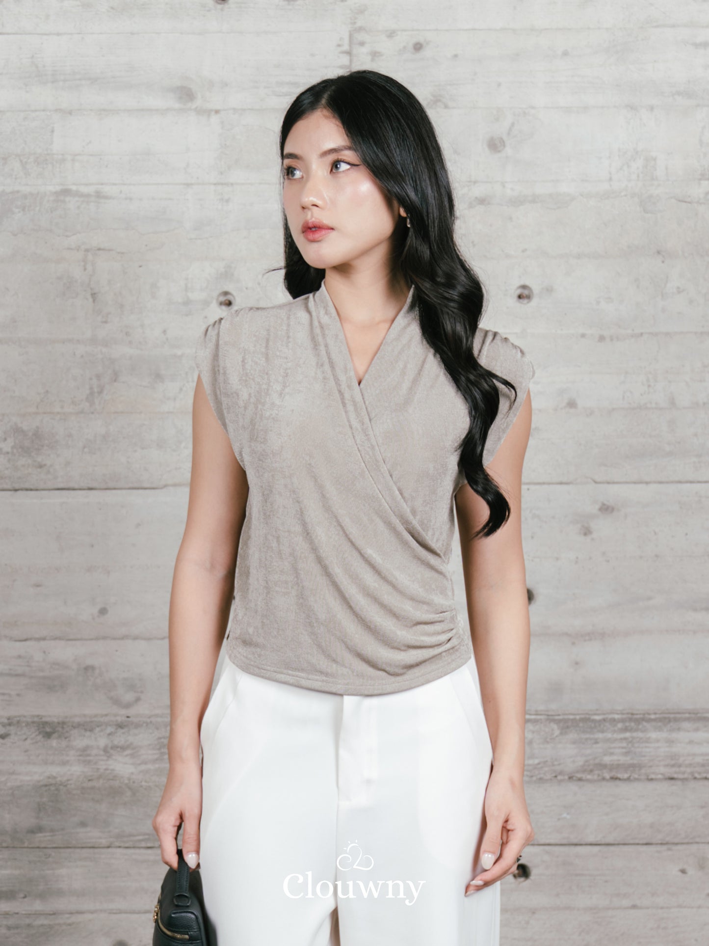 Gemi Vneck Knit Top - Oat