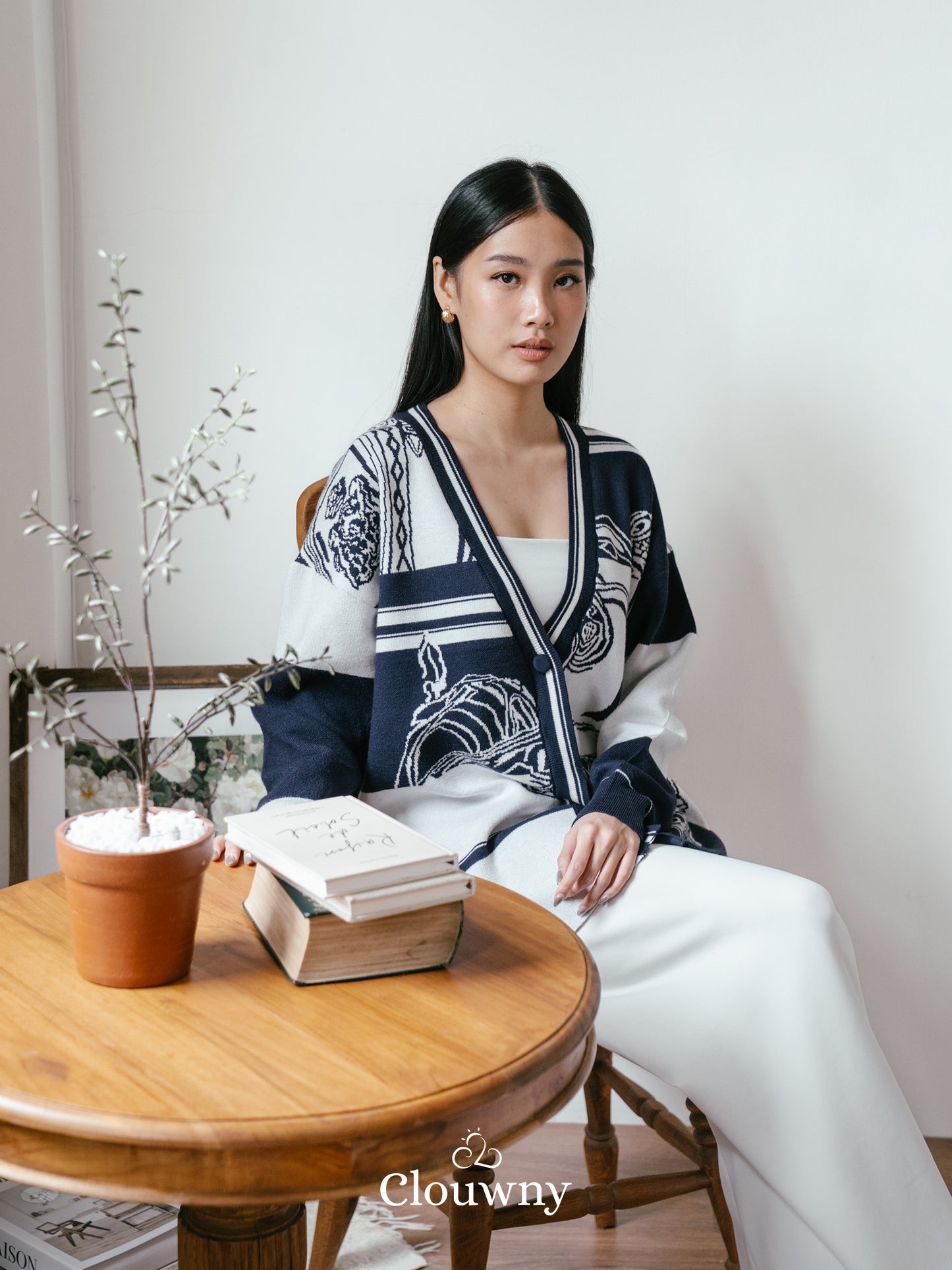 Fleur Knit Cardigan - Navy