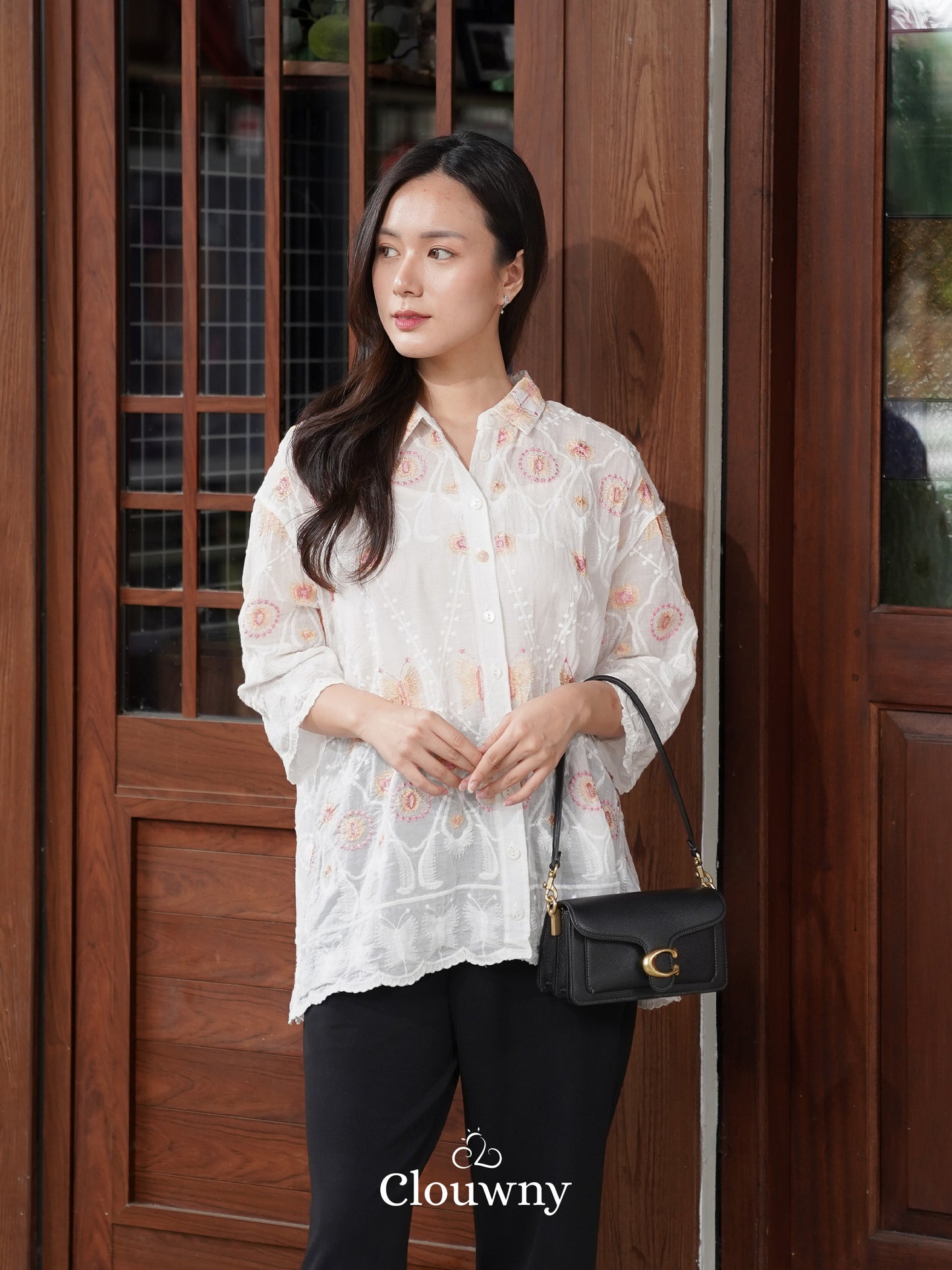 Hanni Embroidery Shirt - White