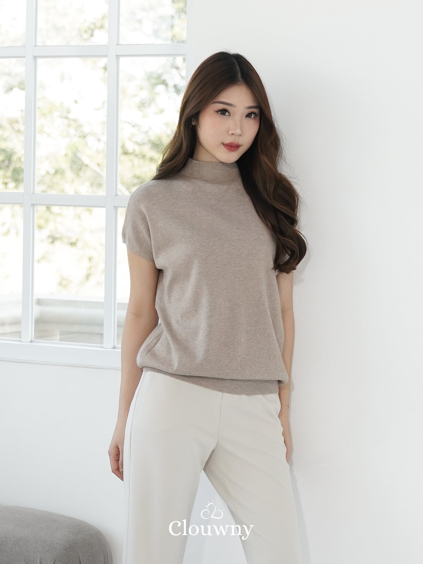 Semi Turtle Top - Beige