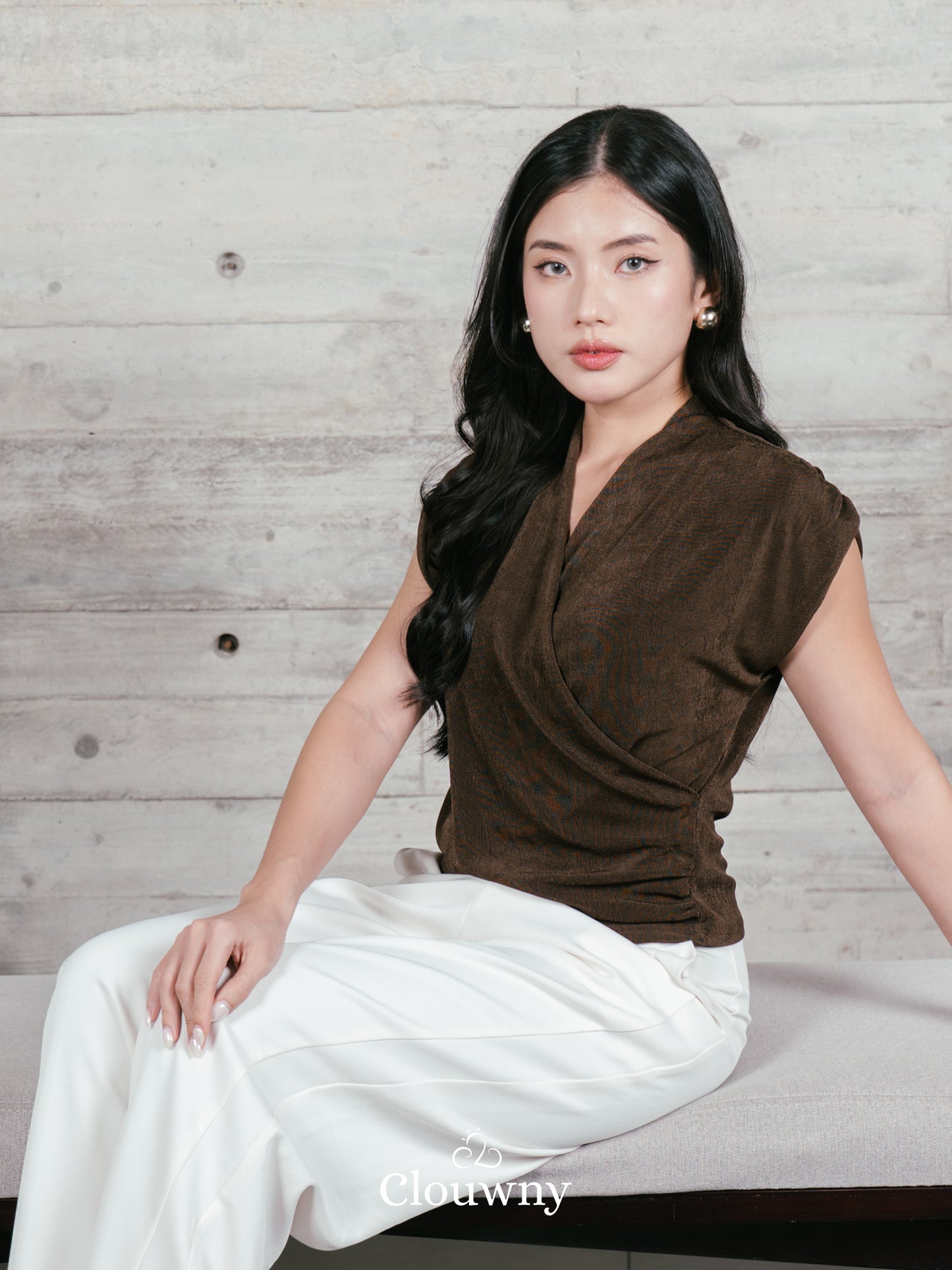 Gemi Vneck Knit Top - Coffee