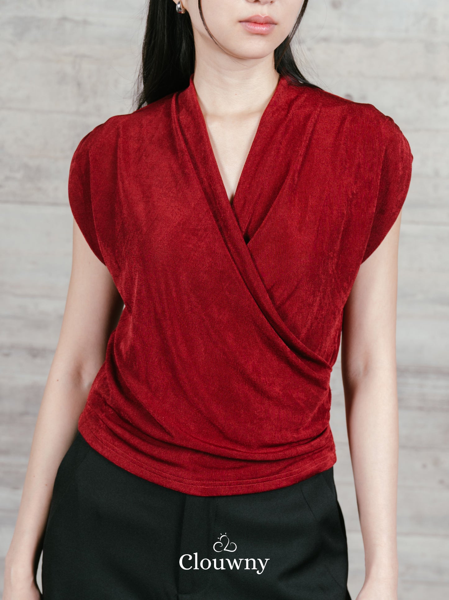 Gemi Vneck Knit Top - Maroon