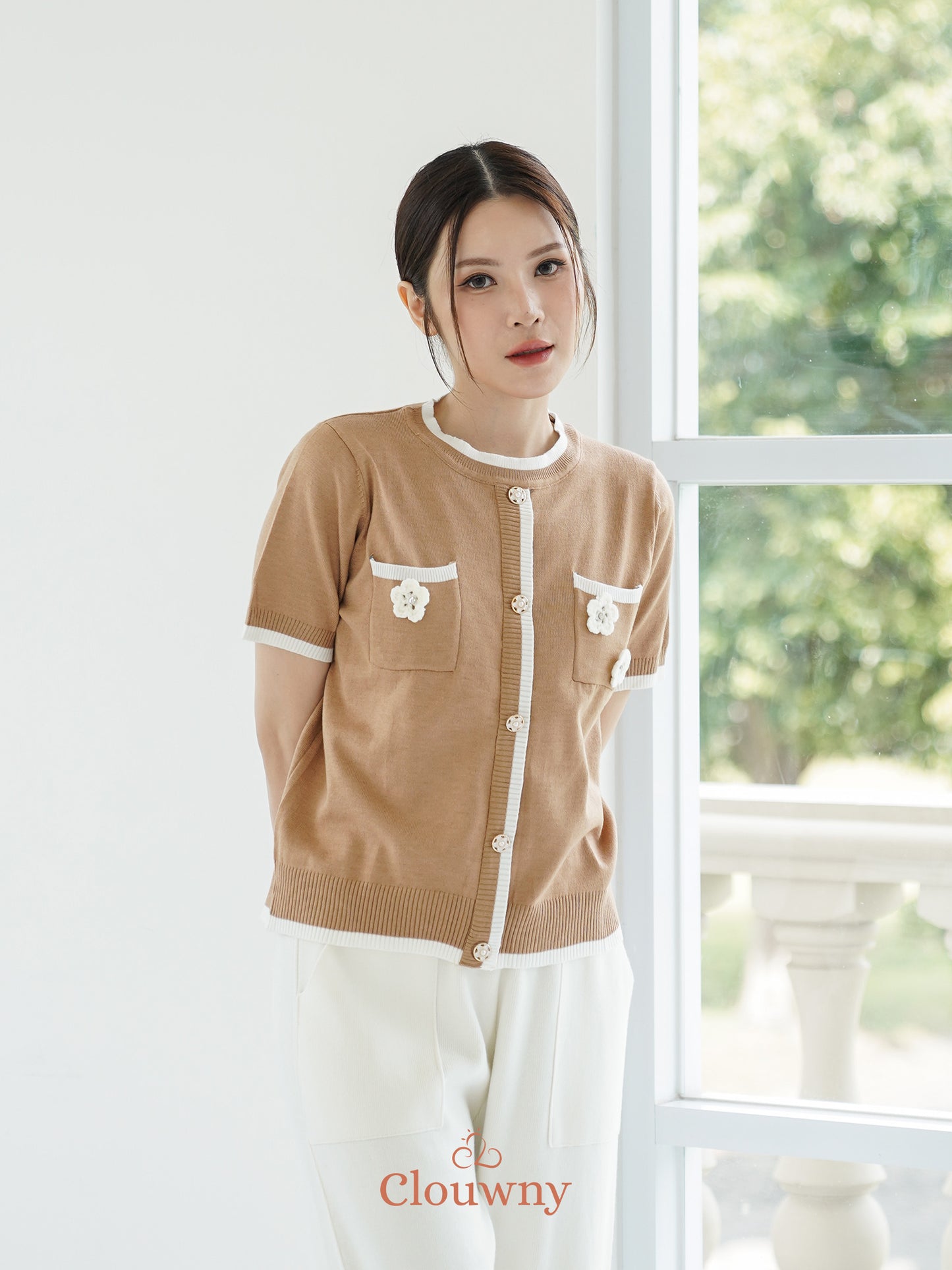 Bless Flower Top - Khaki