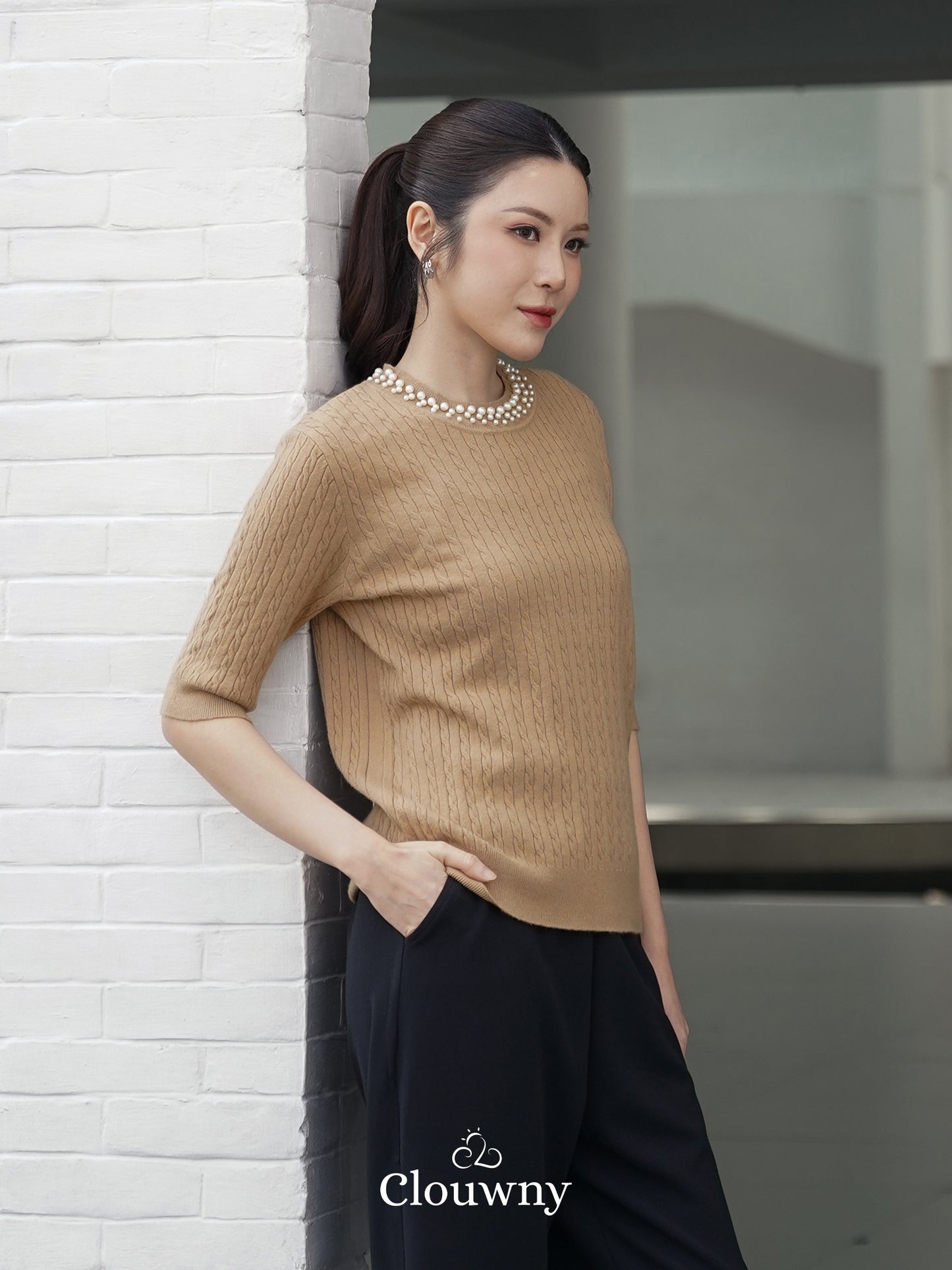 Gina Pearl Top - Mocca
