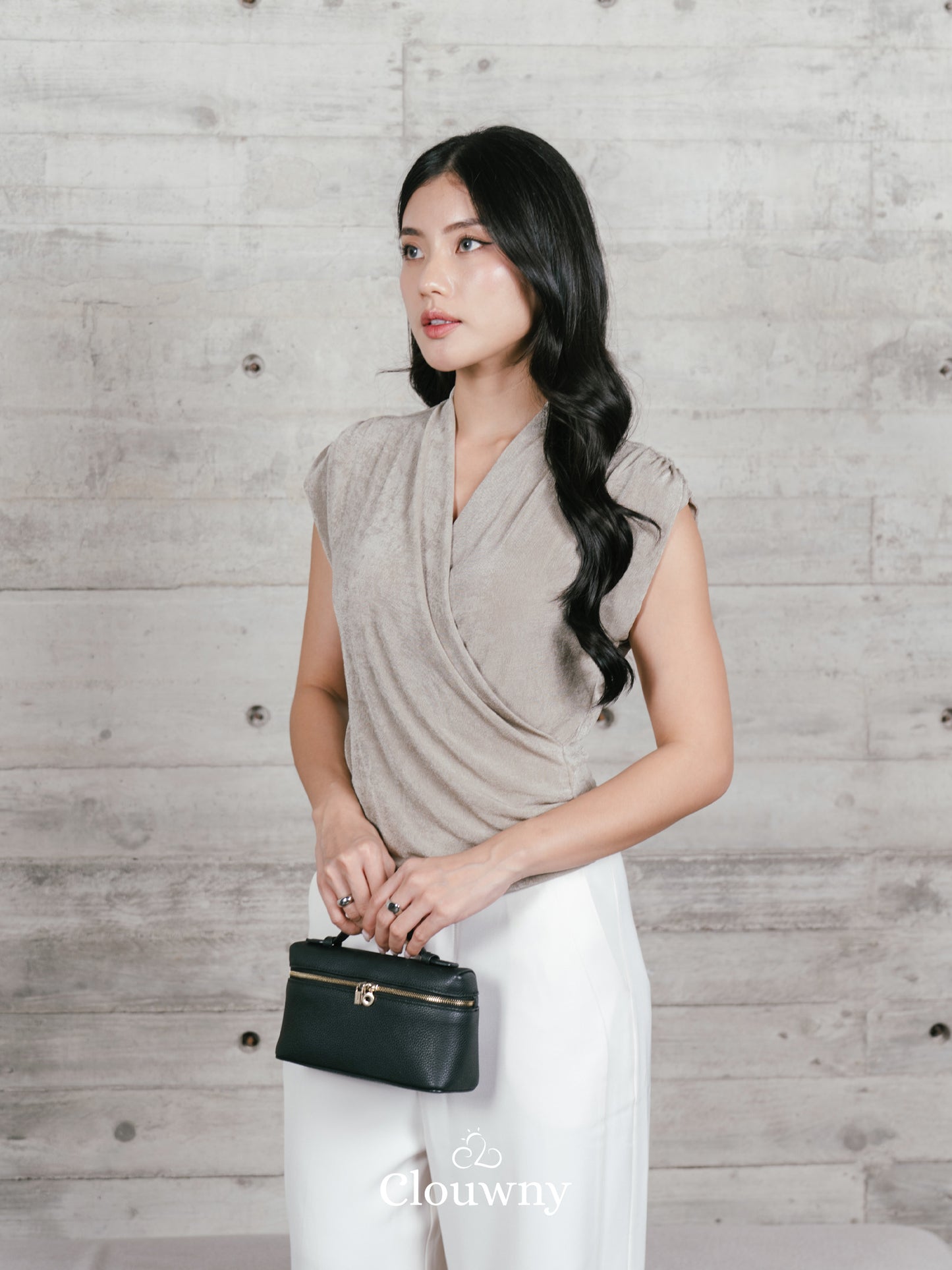 Gemi Vneck Knit Top - Oat