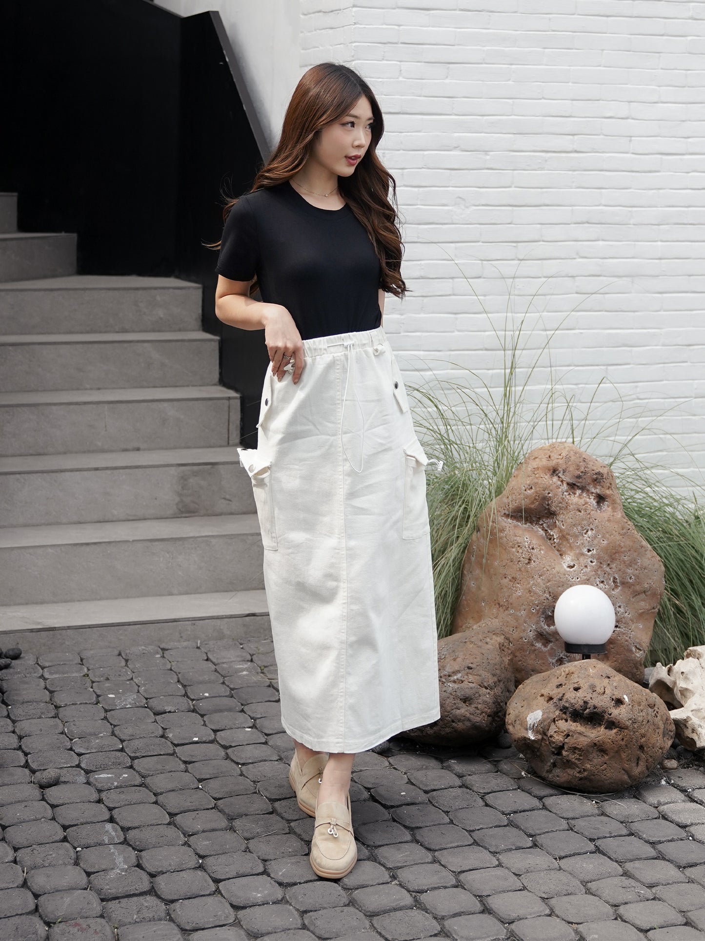 Kaze Cargo Denim Skirt - White