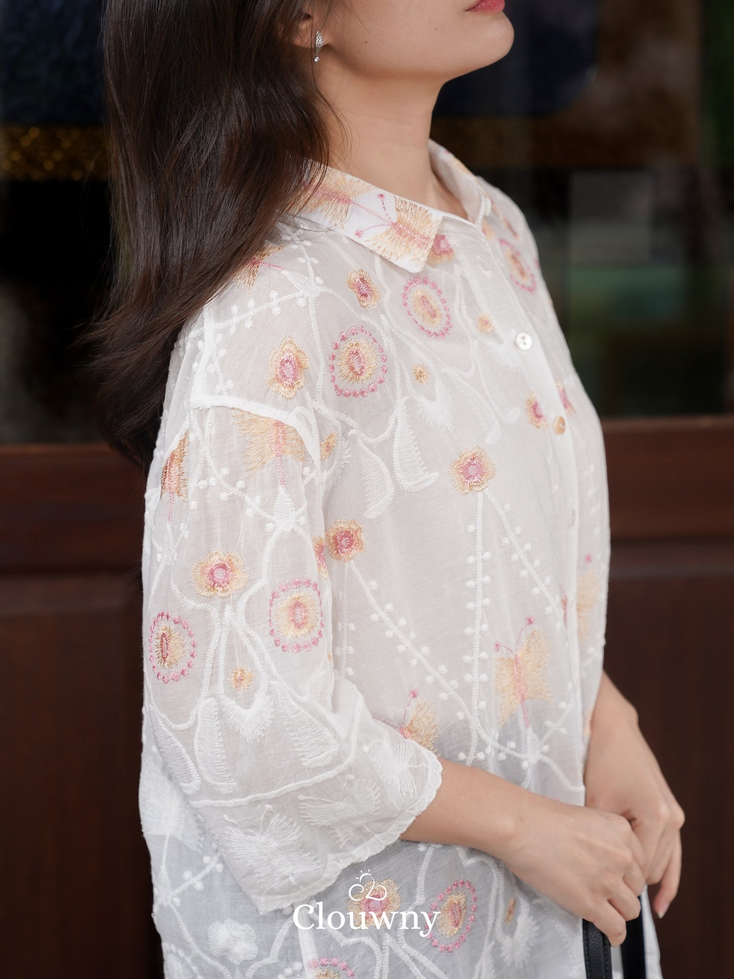 Hanni Embroidery Shirt - White