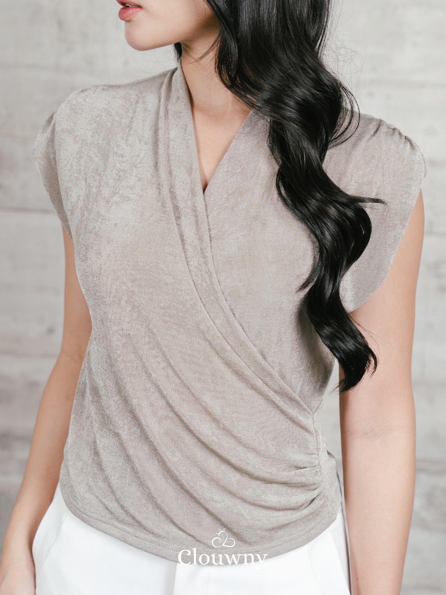 Gemi Vneck Knit Top - Oat