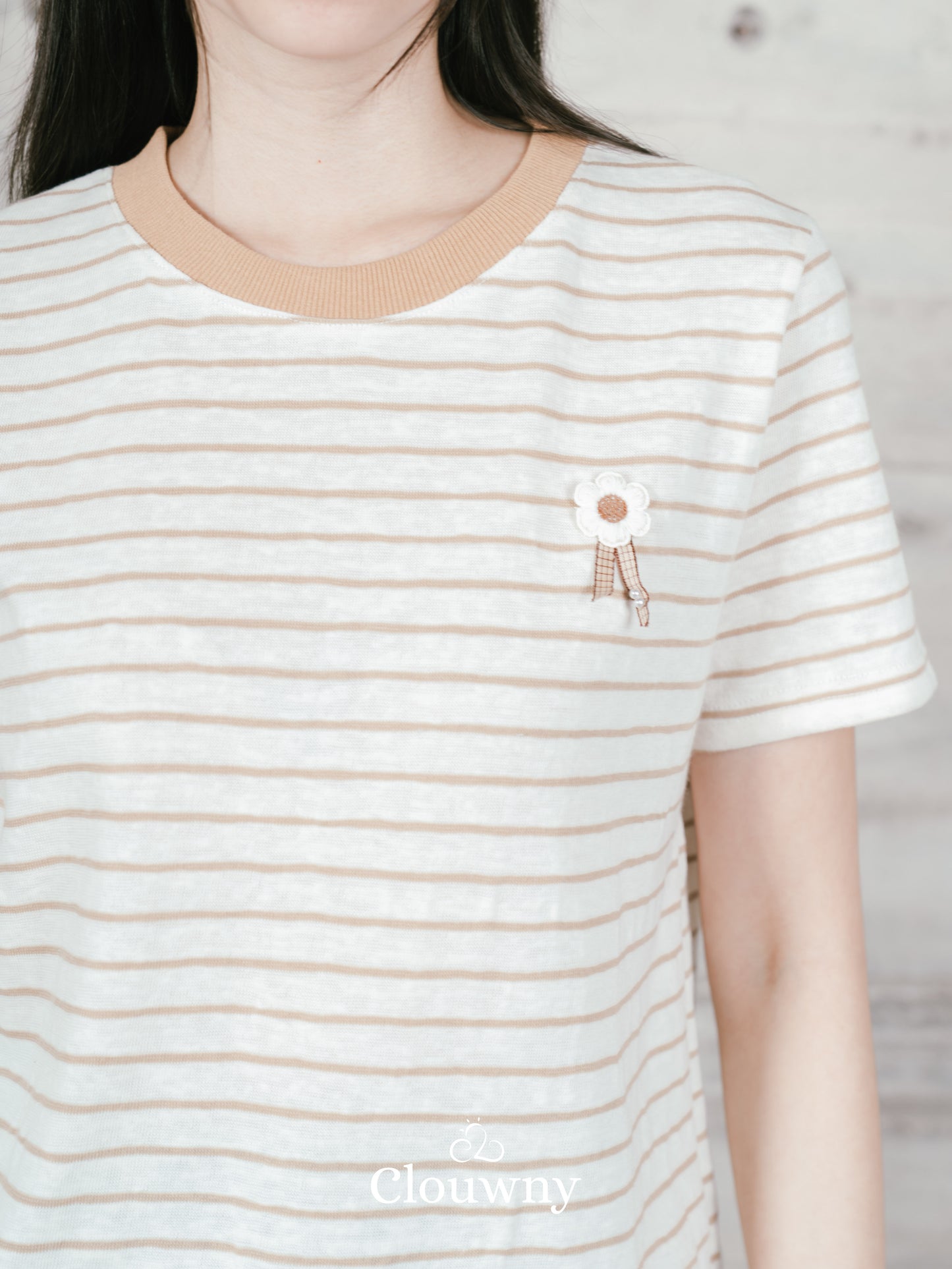 Magnolia Stripes Tshirt - Khaki