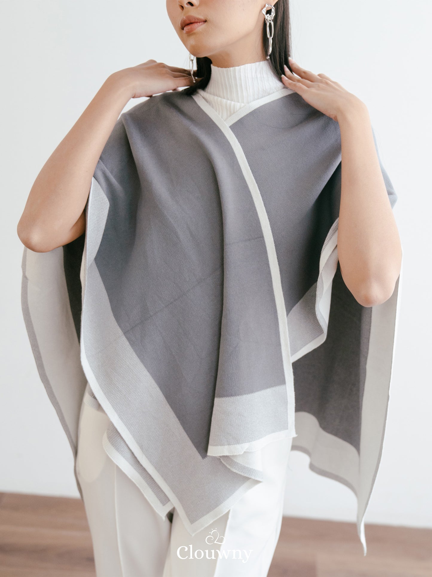Two Tone Scarf Outer - Grey