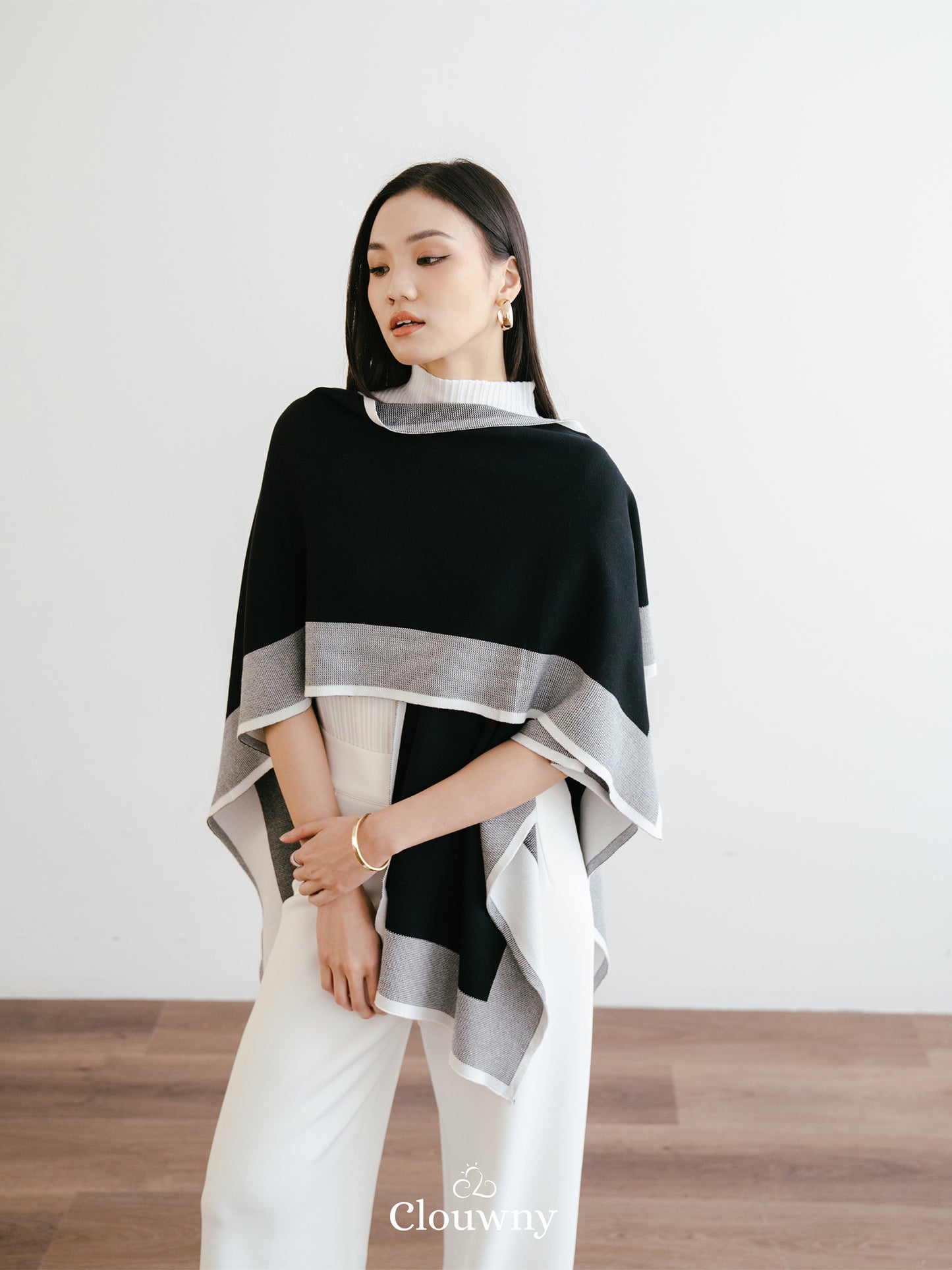 Two Tone Scarf Outer - Black
