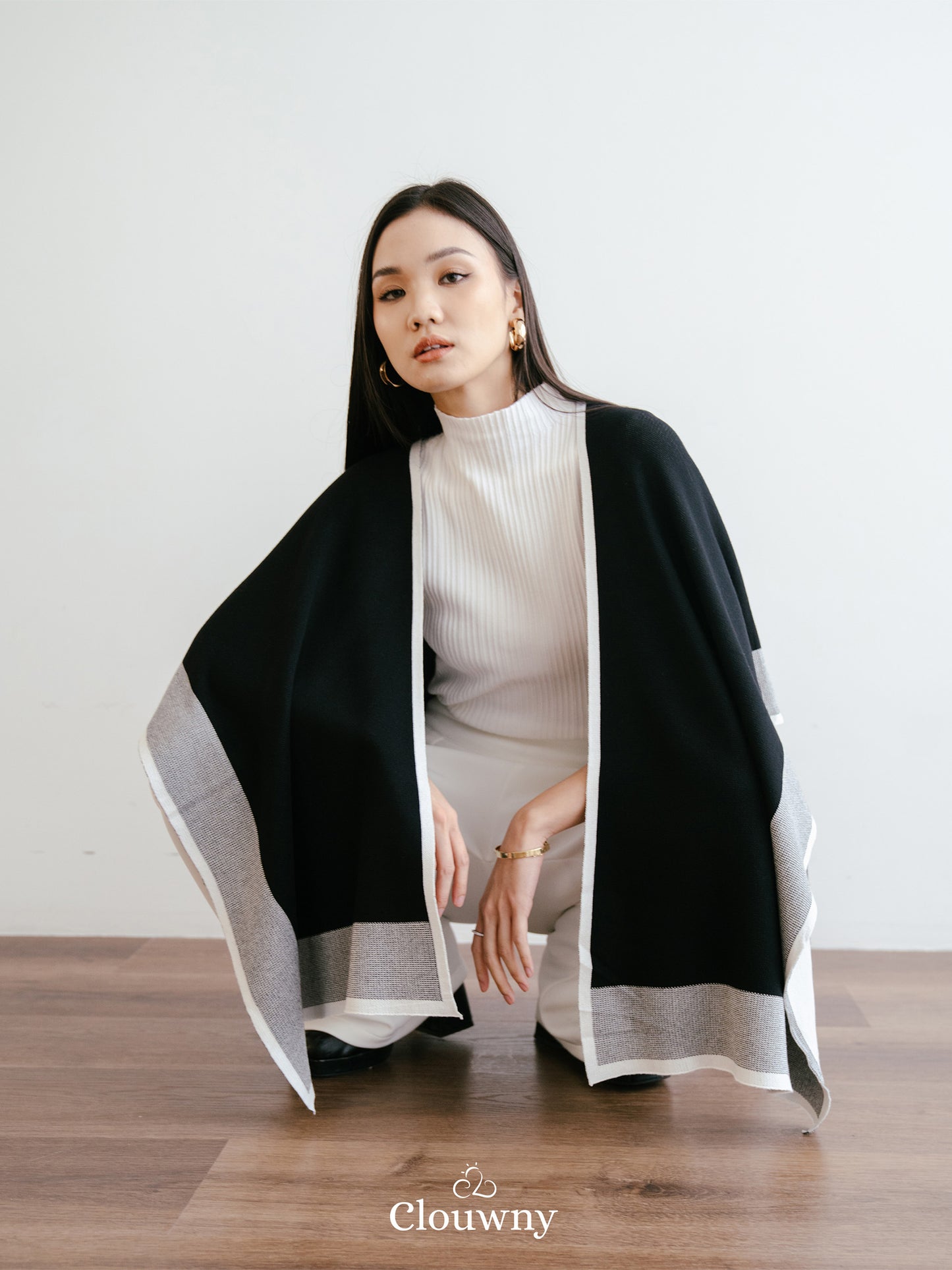 Two Tone Scarf Outer - Black