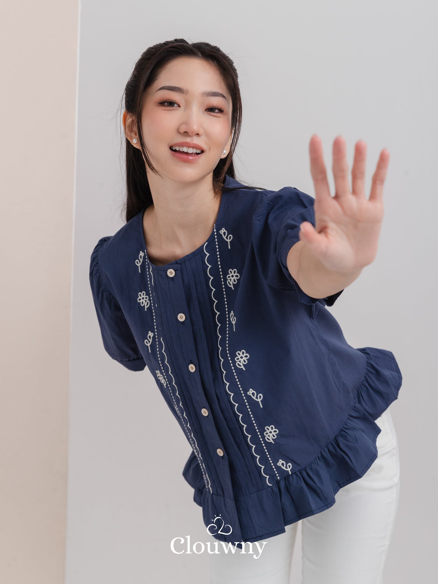 Giko Cutton Blouse - Navy