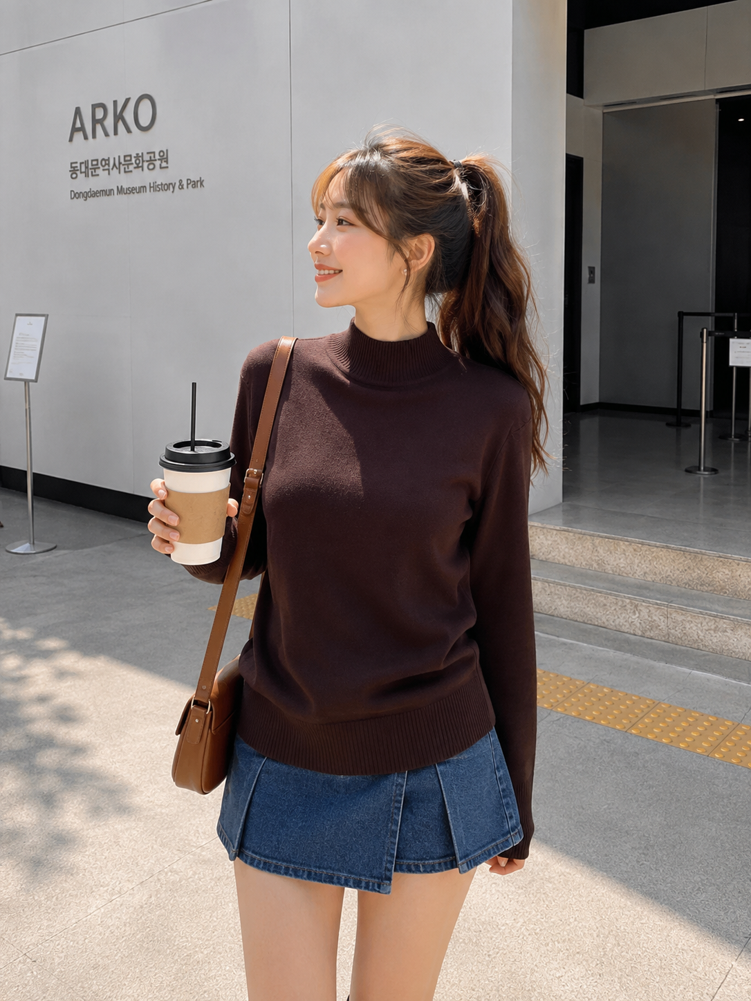 Tena Round Knit Longsleeve - Coffe