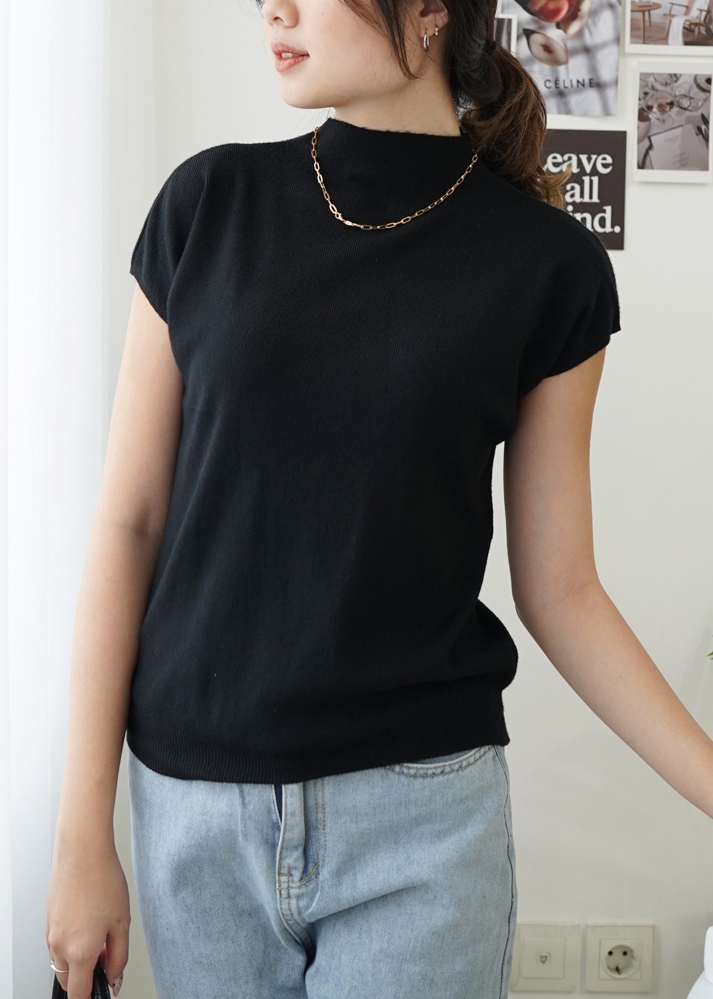 Semi Turtle Top - Black