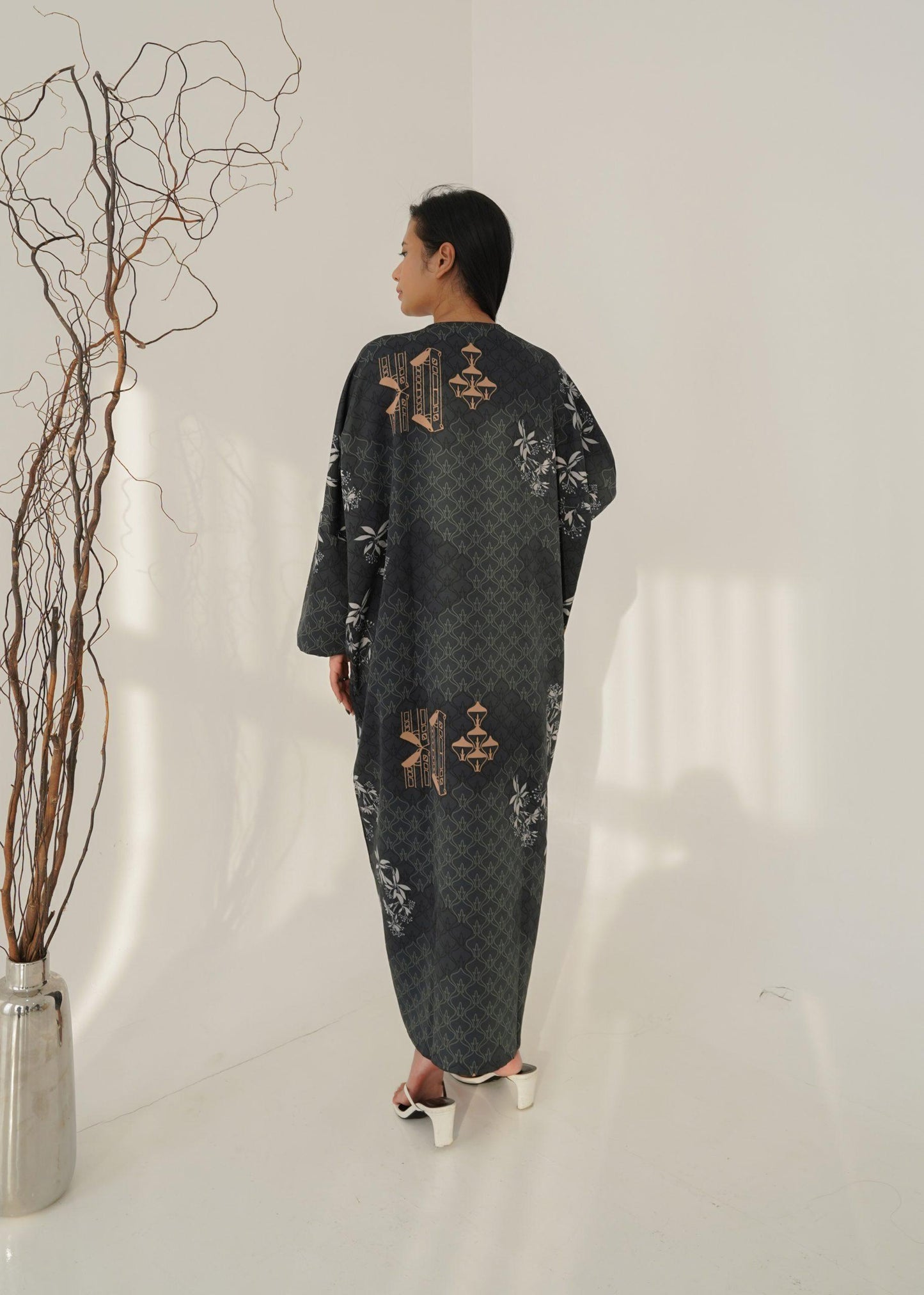 Vinca Kaftan Dress - Black