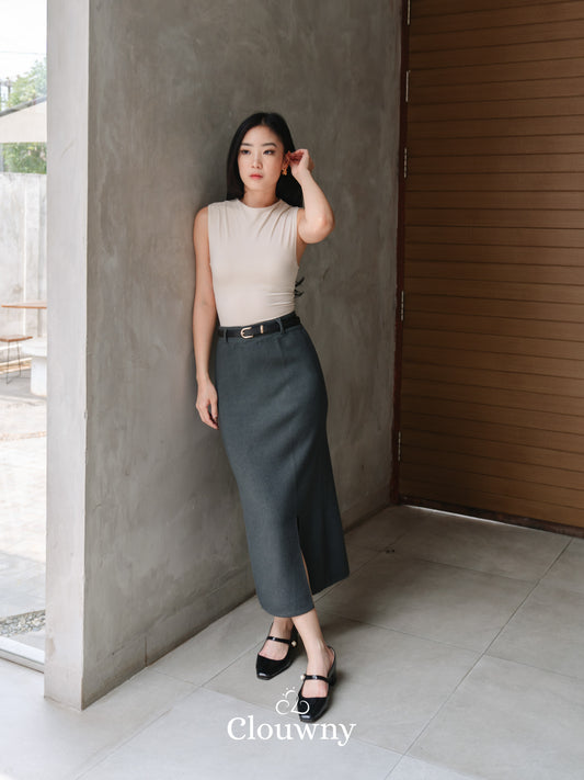 Editor Slit Skirt - Dark Grey