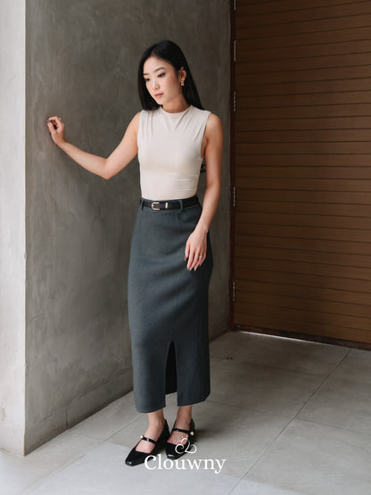 Editor Slit Skirt - Dark Grey