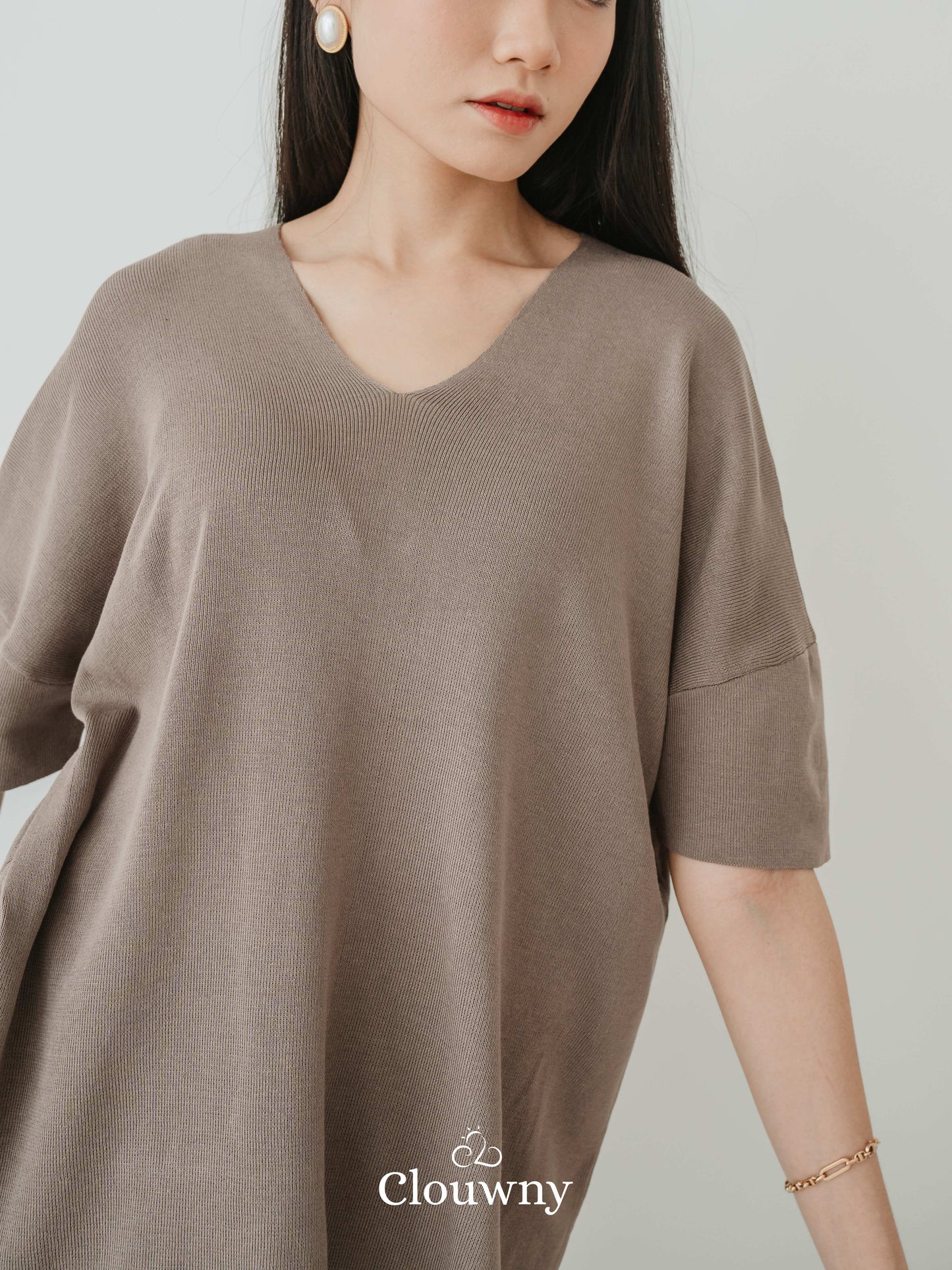 Lyra Vneck Set - Beige