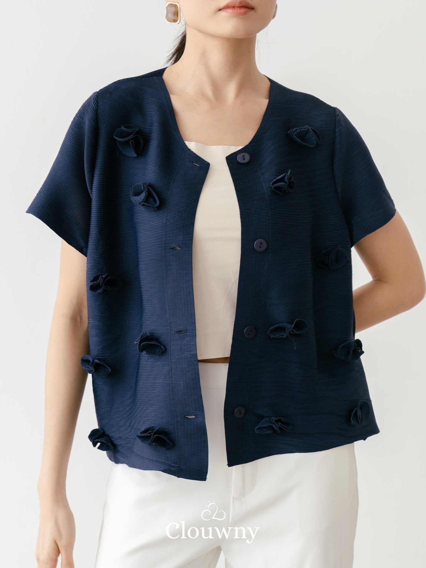 Valva Flower Pleats Top - Navy