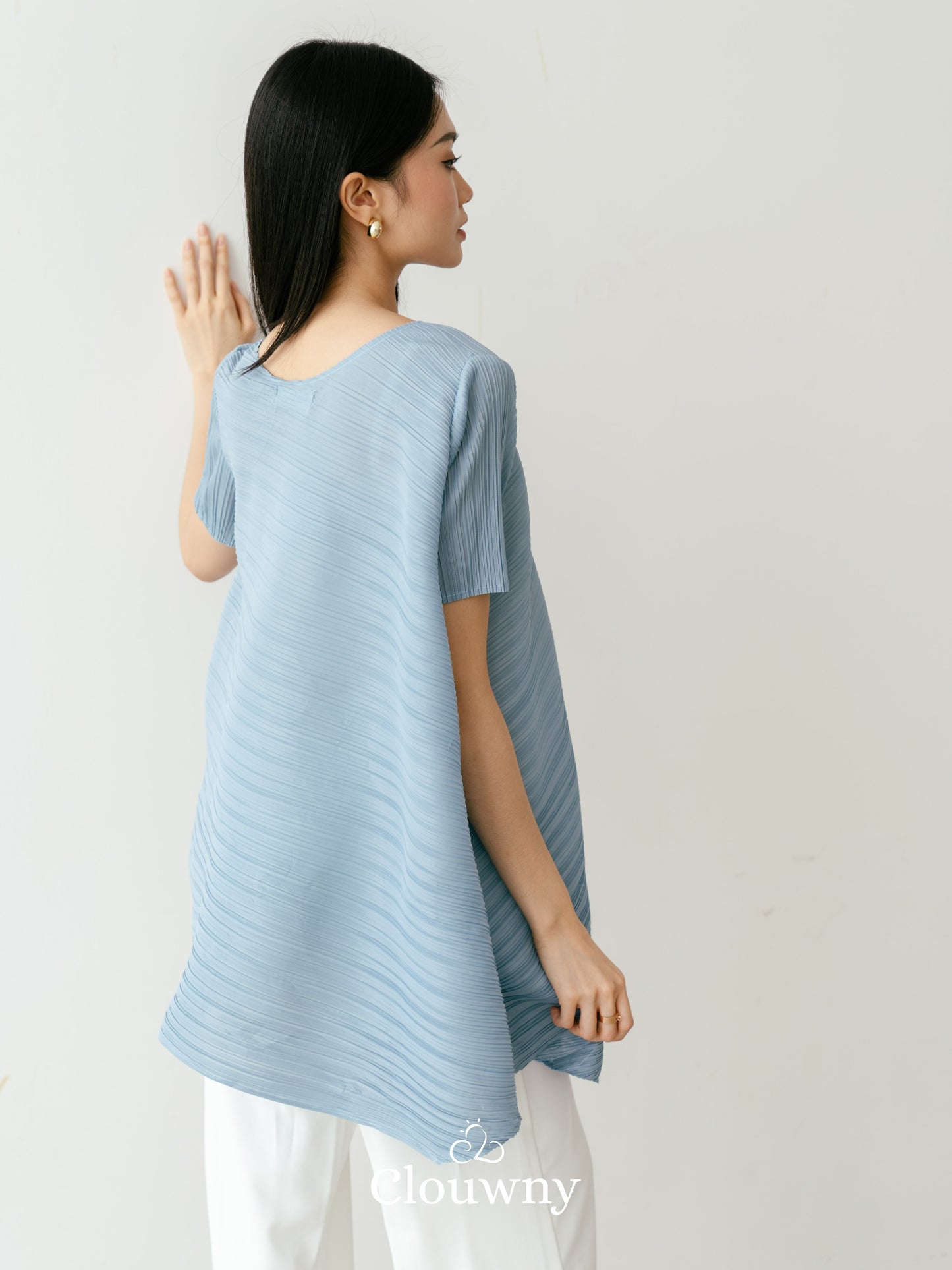 Celi Assymetric Pleats Top - Blue