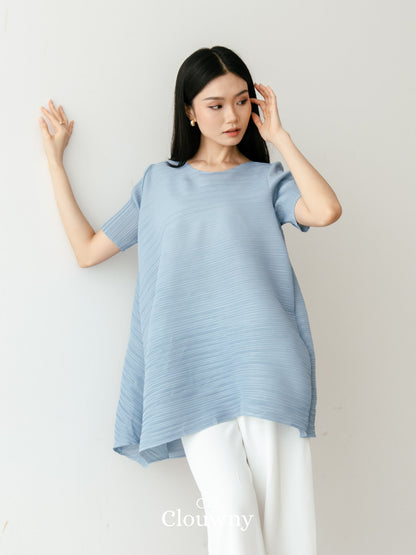 Celi Assymetric Pleats Top - Blue