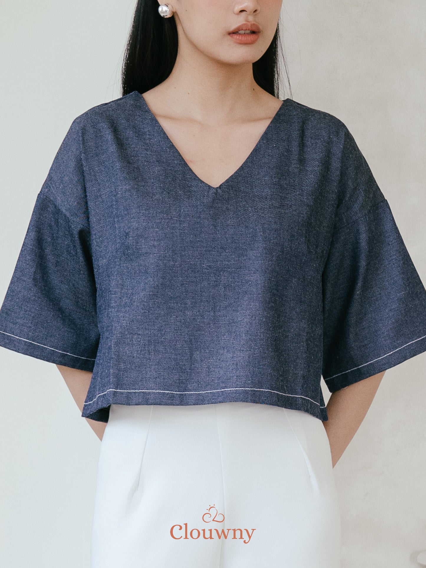 Hansen Vneck Blouse - Navy