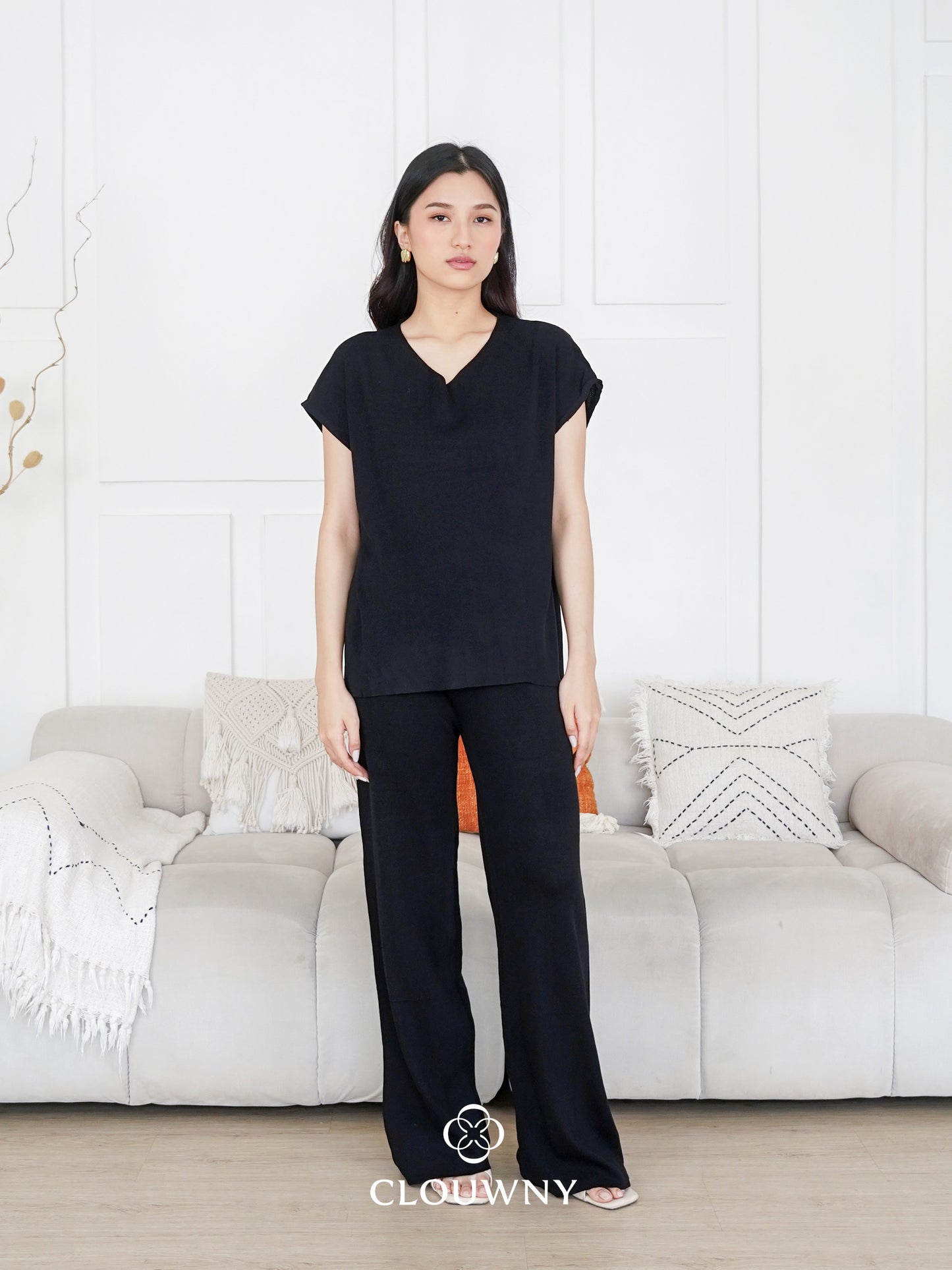 Kala Vneck Knit Set - Black
