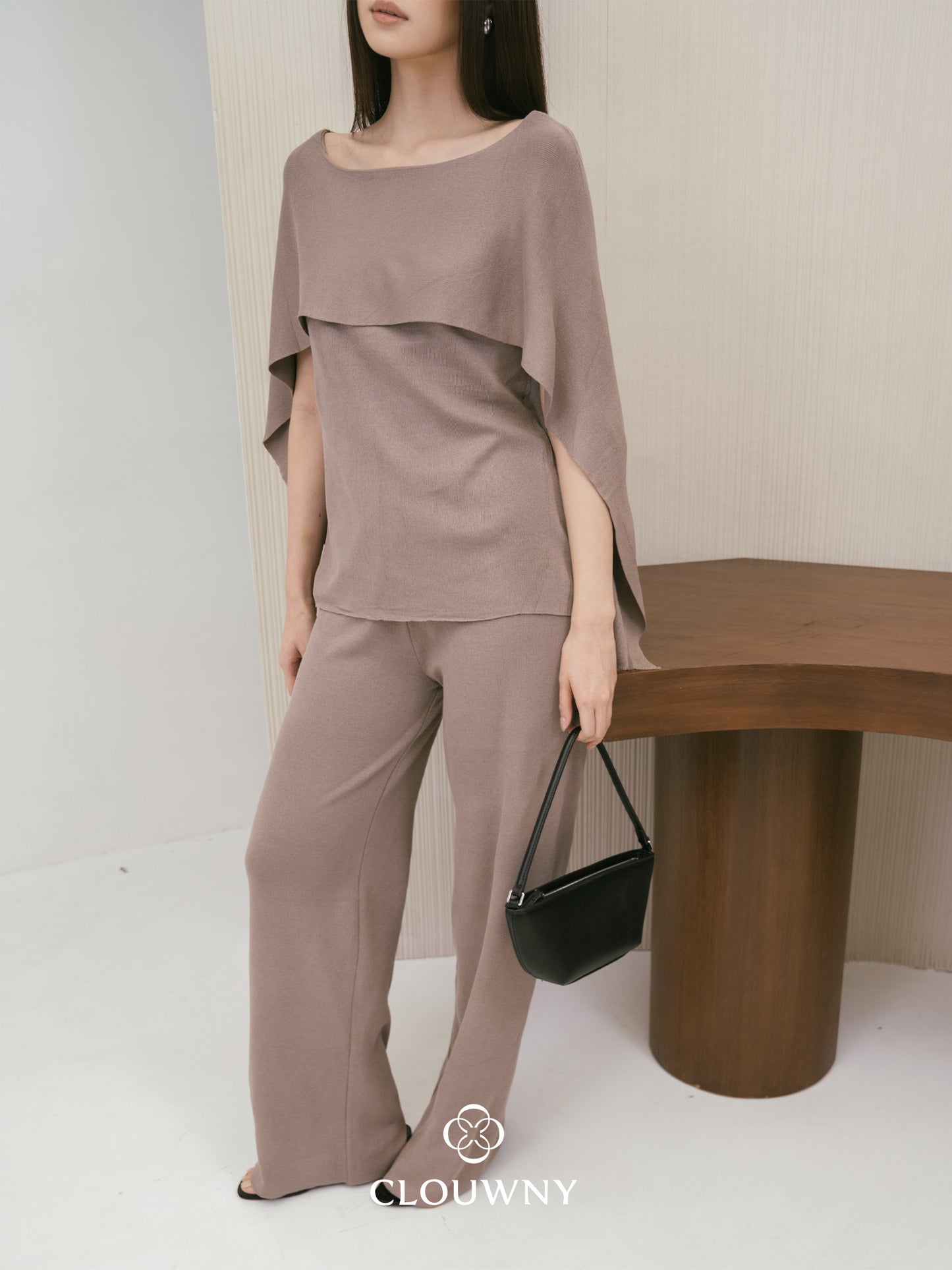 Viona Cape Knit Set - Beige