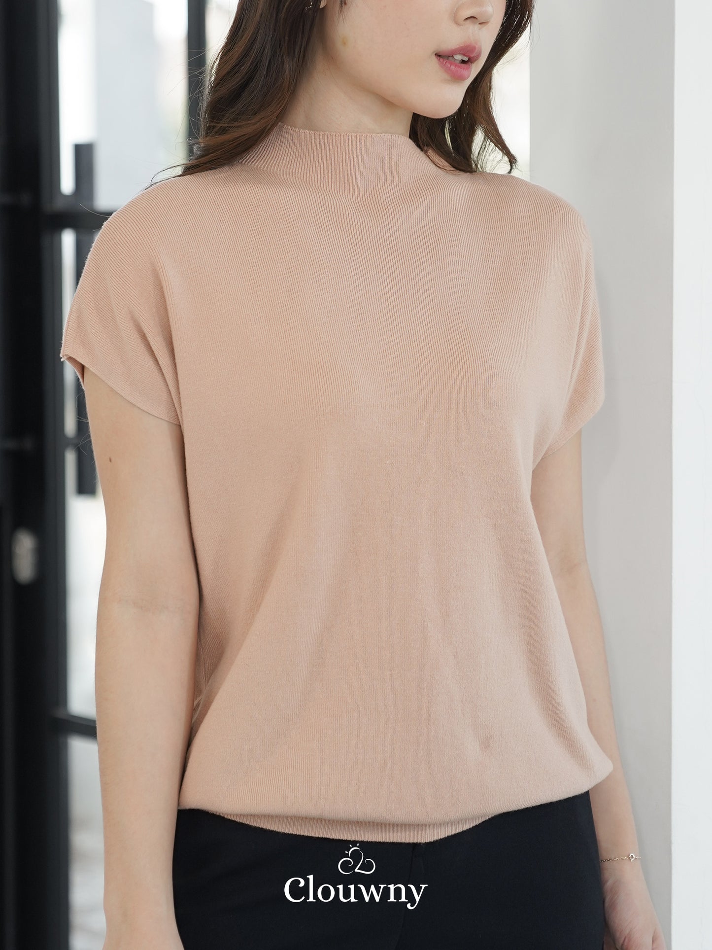 Semi Turtle Top - Nude