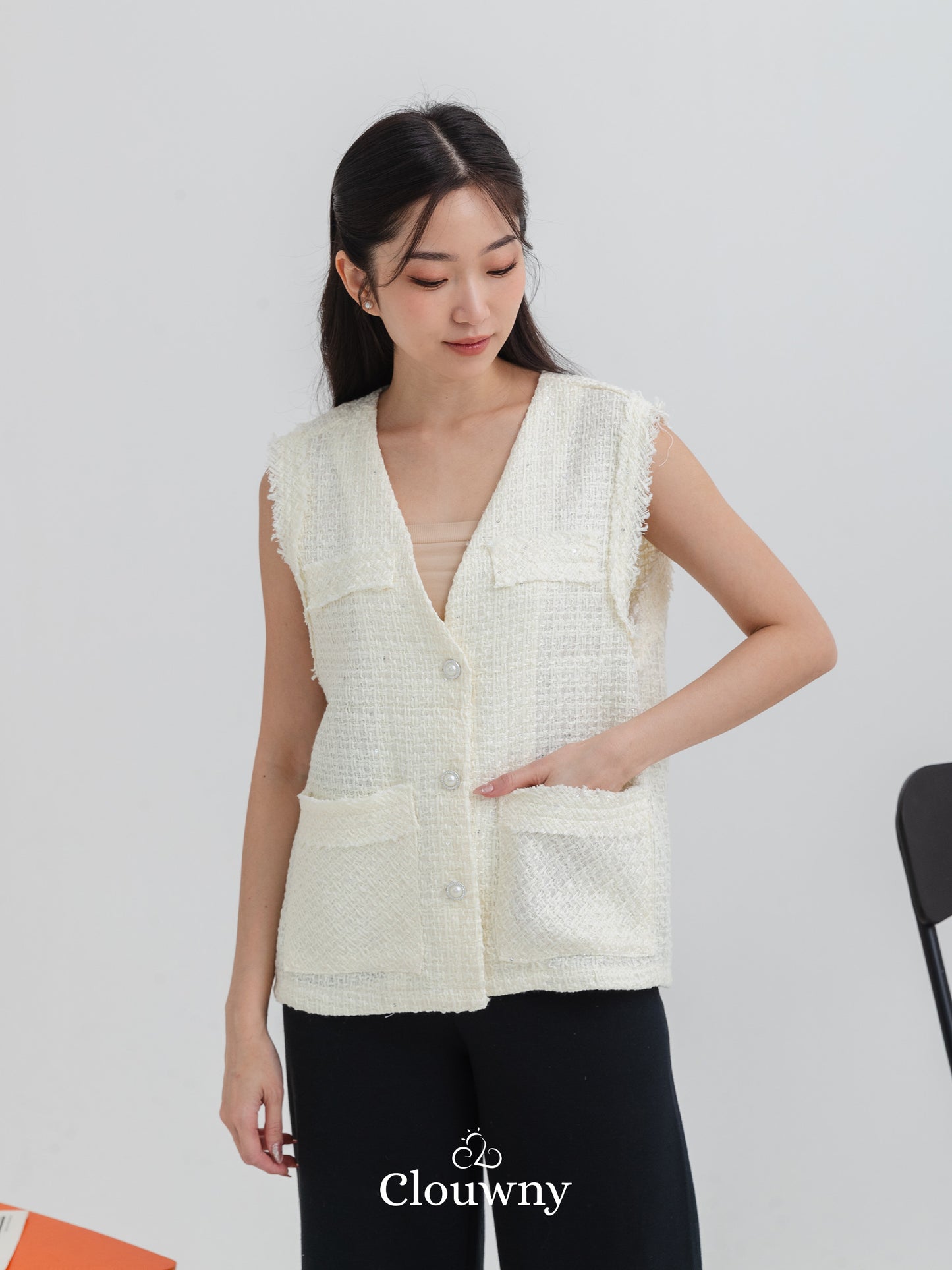 Nada Tweed Vest - White