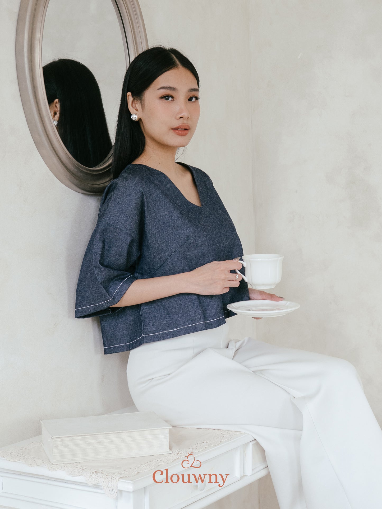 Hansen Vneck Blouse - Navy
