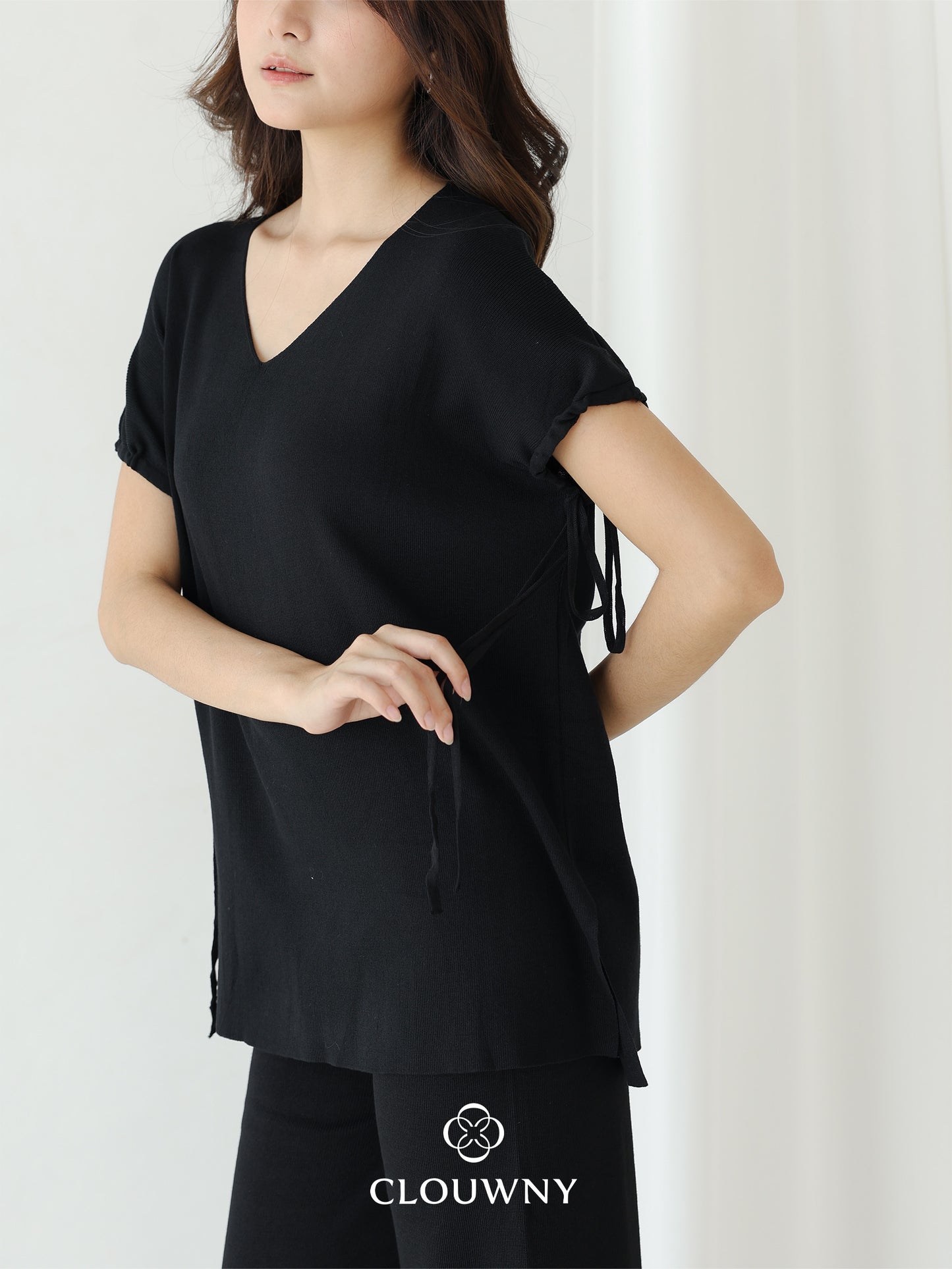 Kala Vneck Knit Set - Black