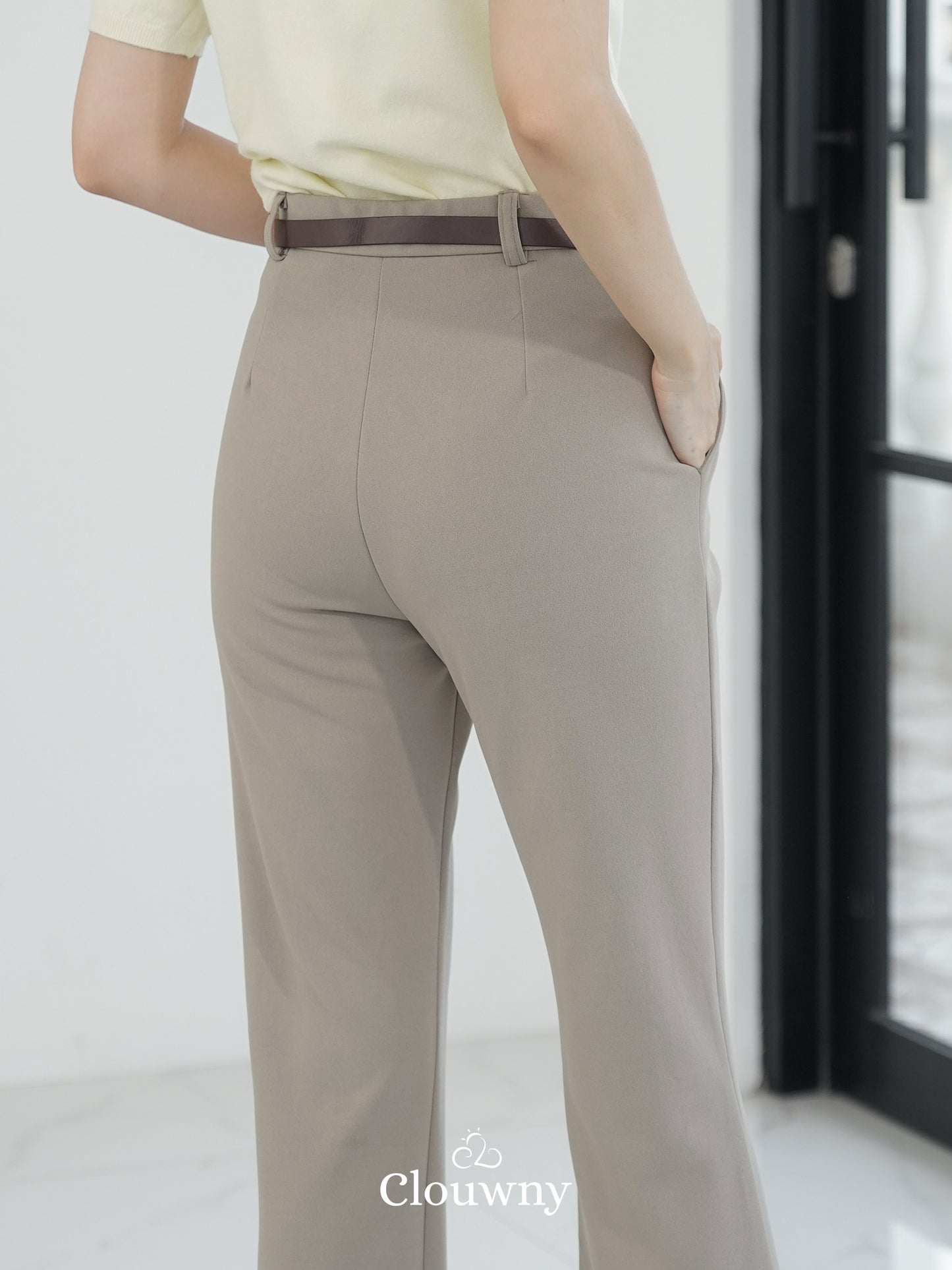 Kino Cutbray Pants - Khaki