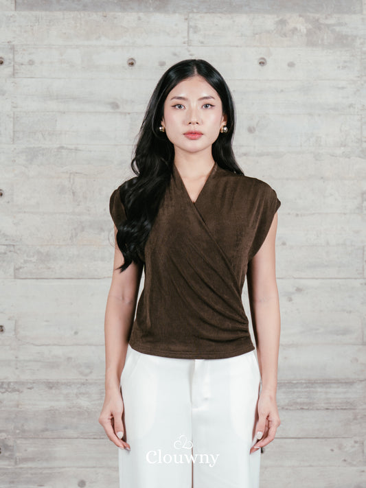 Gemi Vneck Knit Top - Coffee