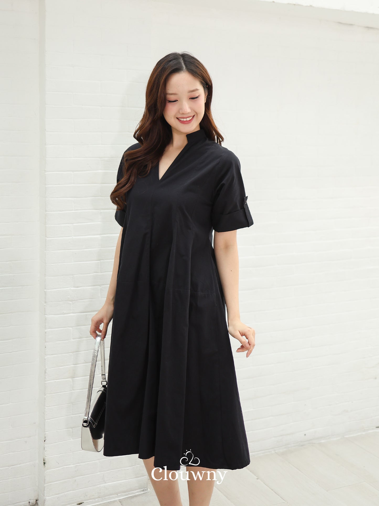 Mayi Loose Vneck Dress - Black