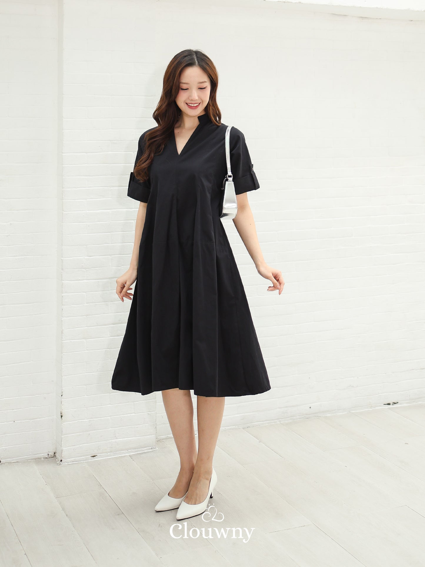 Mayi Loose Vneck Dress - Black