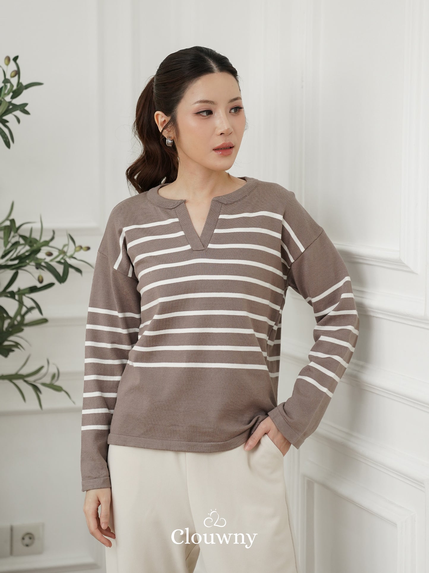 Amila Stripes Knit Top - Beige