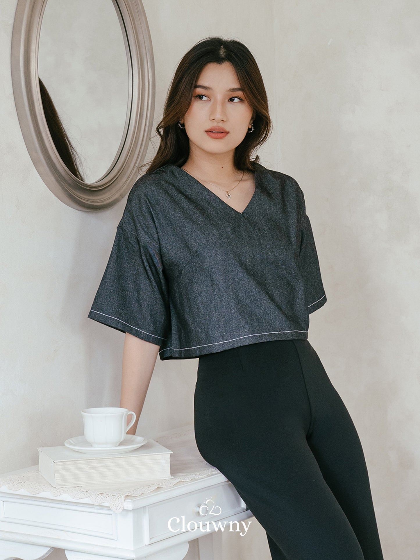 Hansen Vneck Blouse - Grey