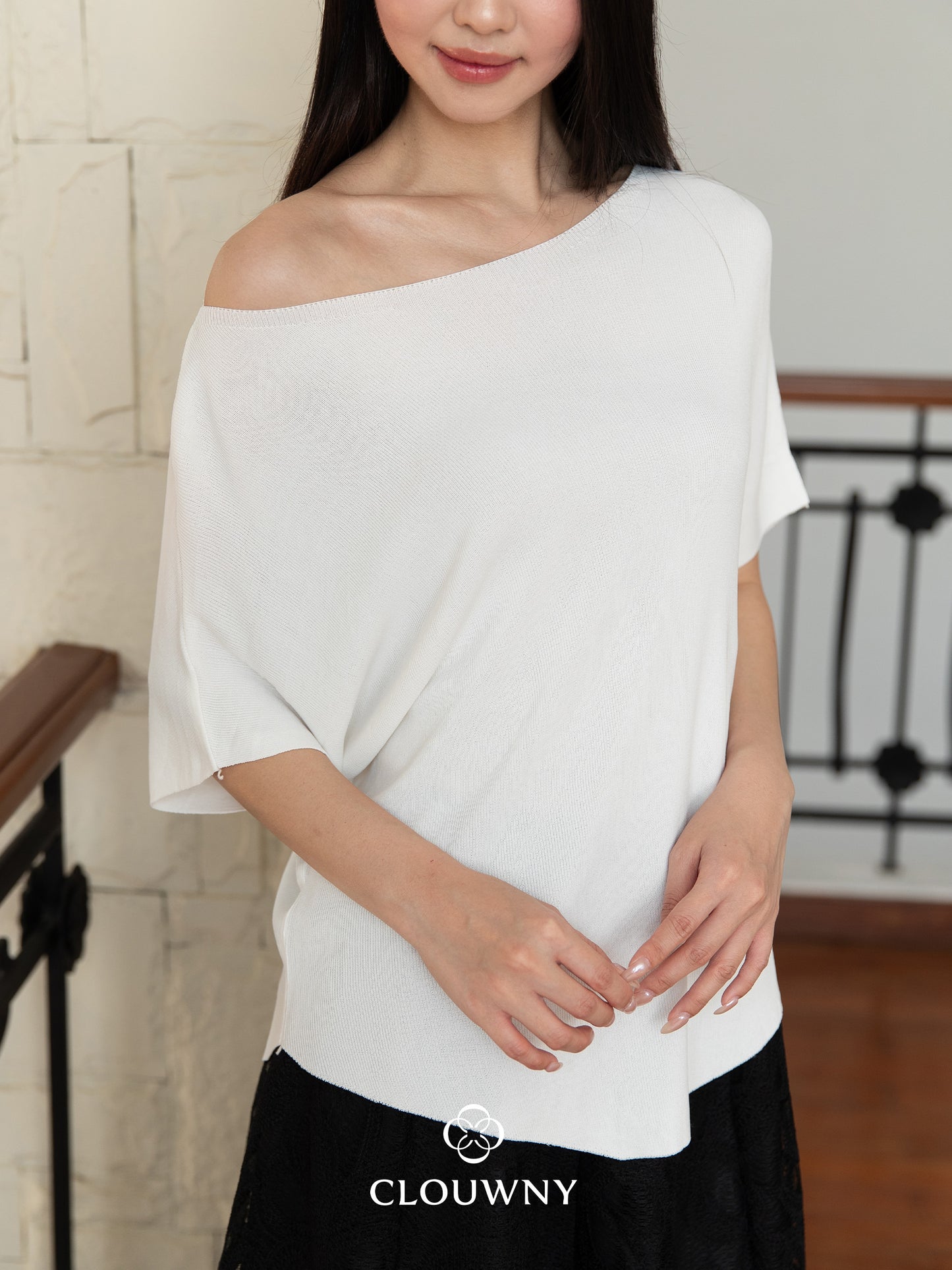 Wayne Shoulder Off Top - White